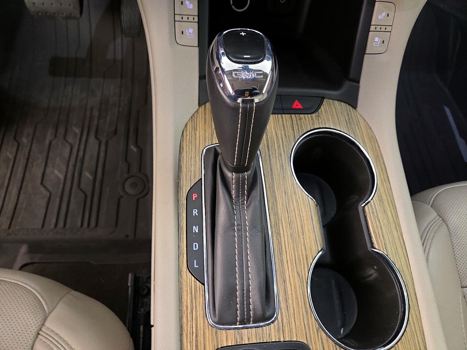 Thumbnail: 2017 GMC Acadia - 18