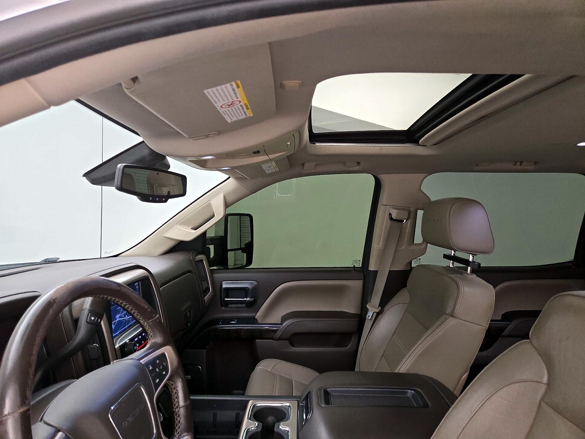 Thumbnail: 2015 GMC Sierra 3500 - 20