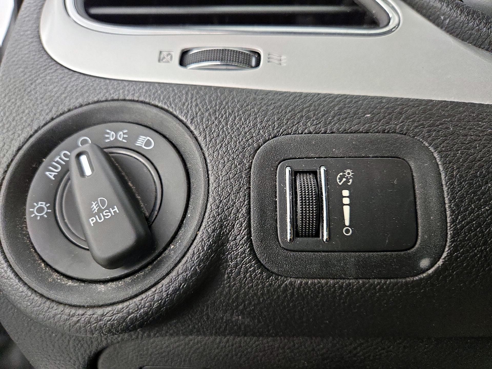 Thumbnail: 2019 Dodge Journey - 13