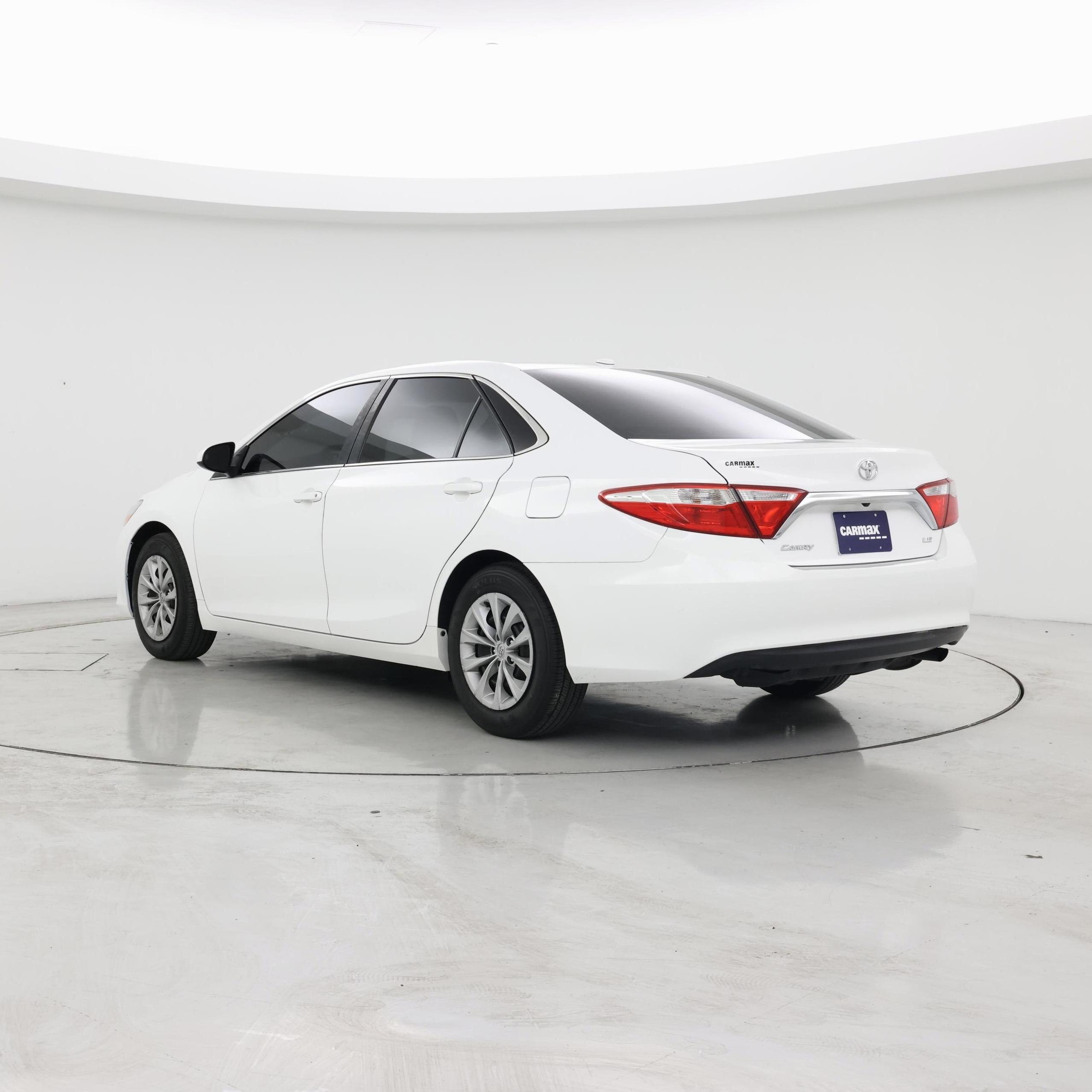 Thumbnail: 2015 Toyota Camry - 2