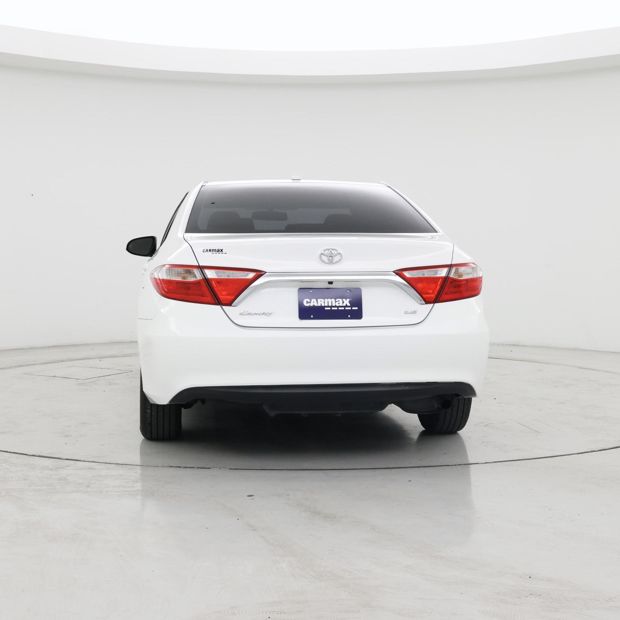 Thumbnail: 2015 Toyota Camry - 6