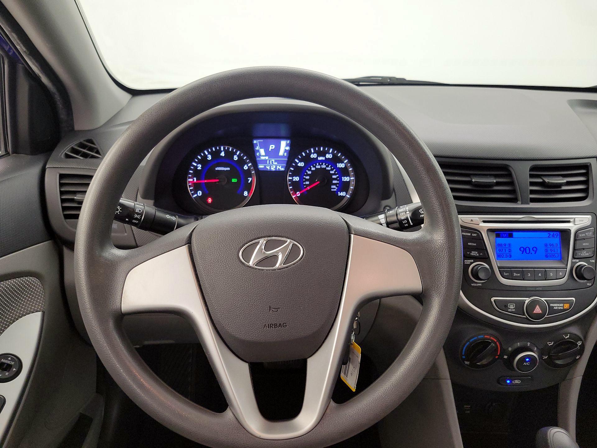 Thumbnail: 2014 Hyundai Accent - 10