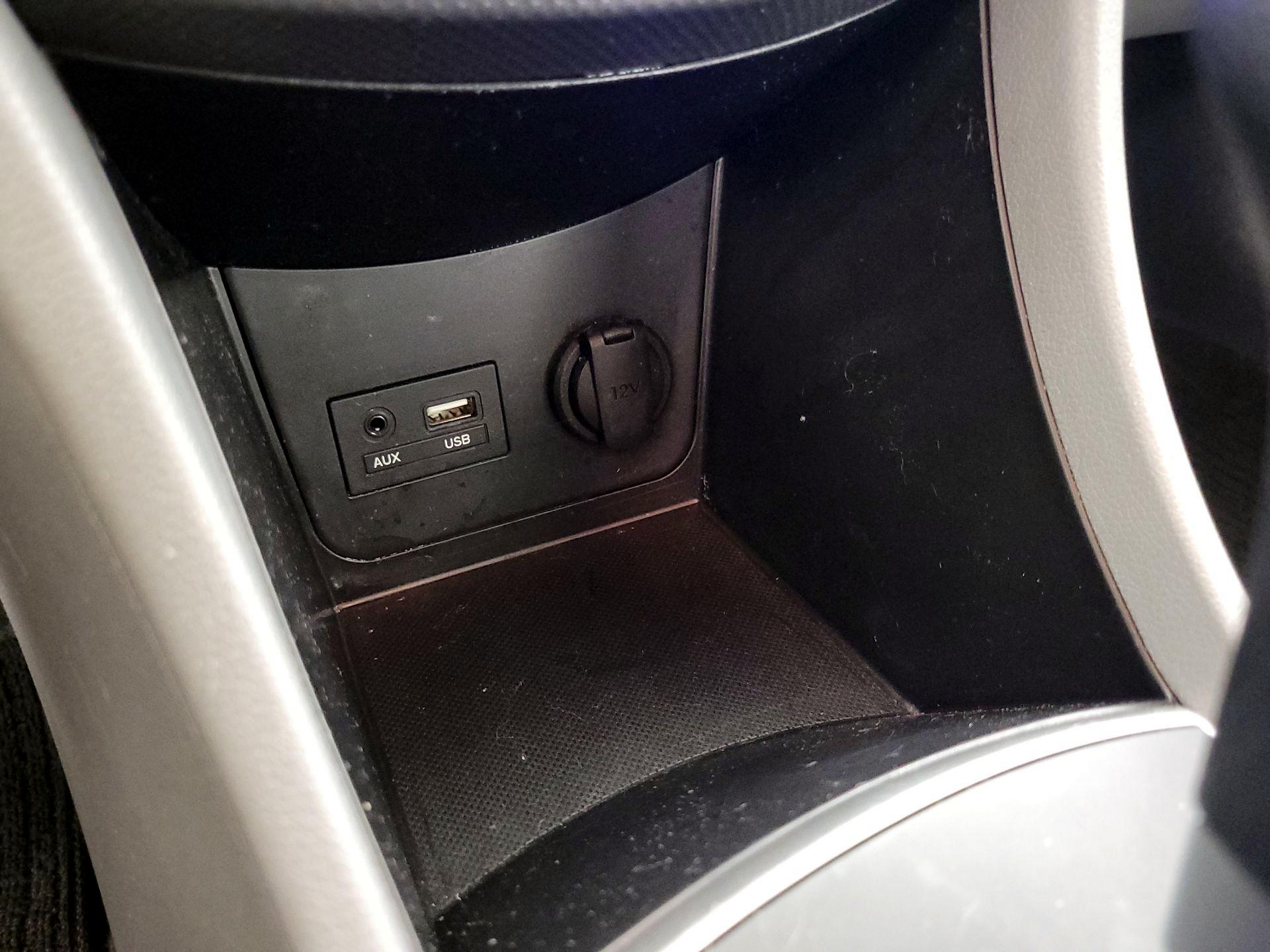 Thumbnail: 2014 Hyundai Accent - 17