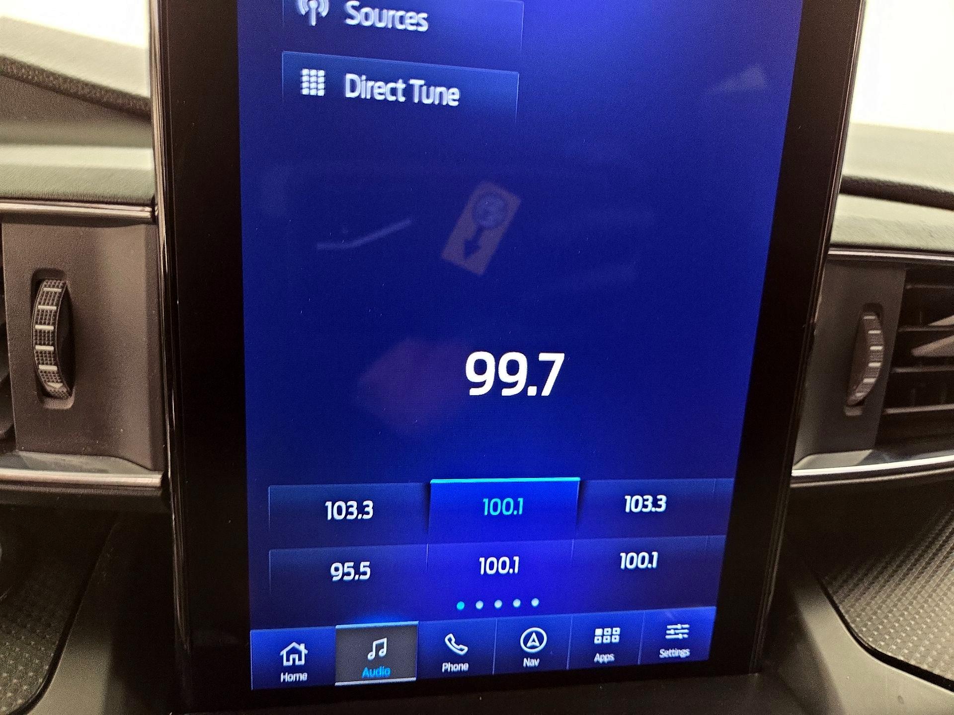 Thumbnail: 2020 Ford Explorer - 16