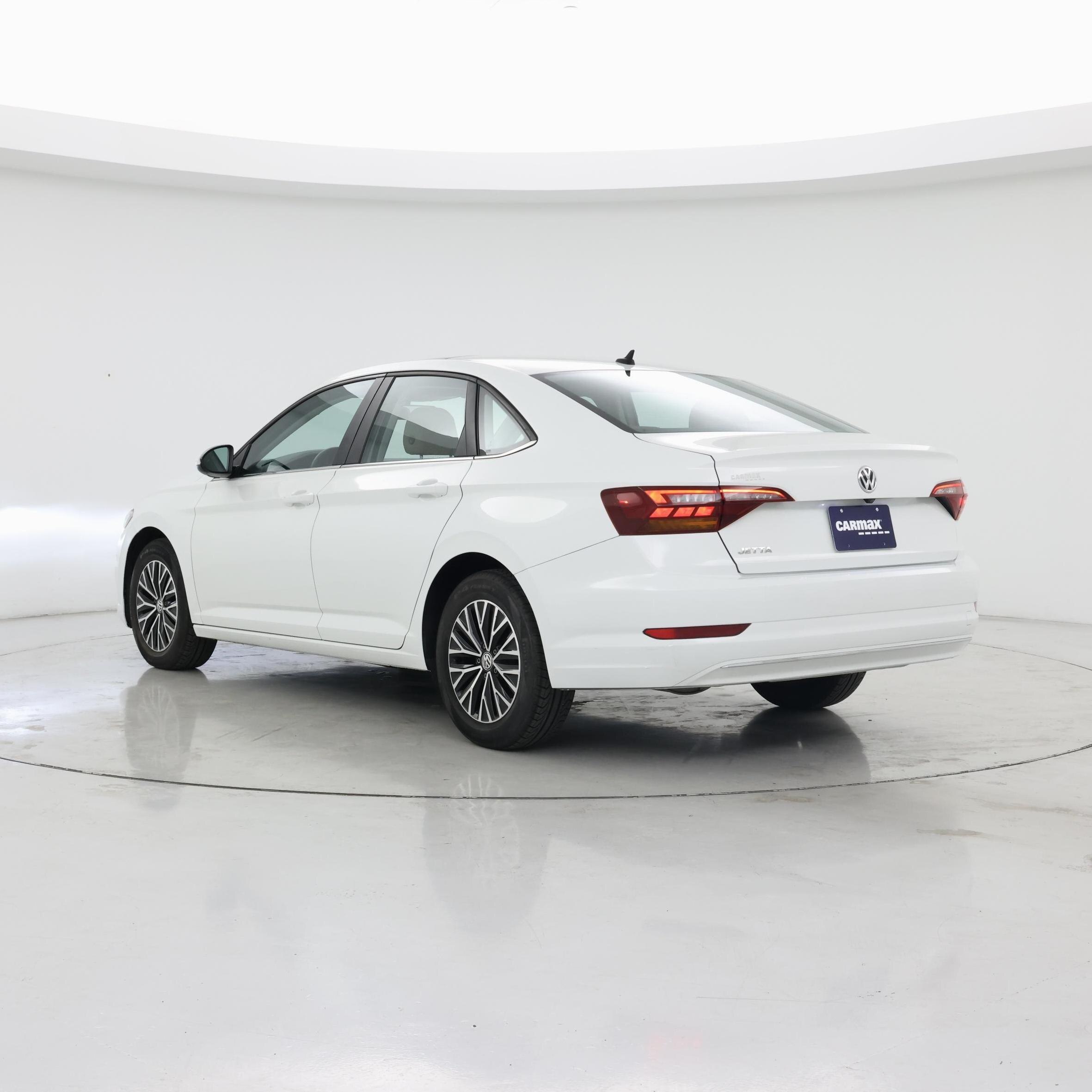 Thumbnail: 2019 Volkswagen Jetta - 2