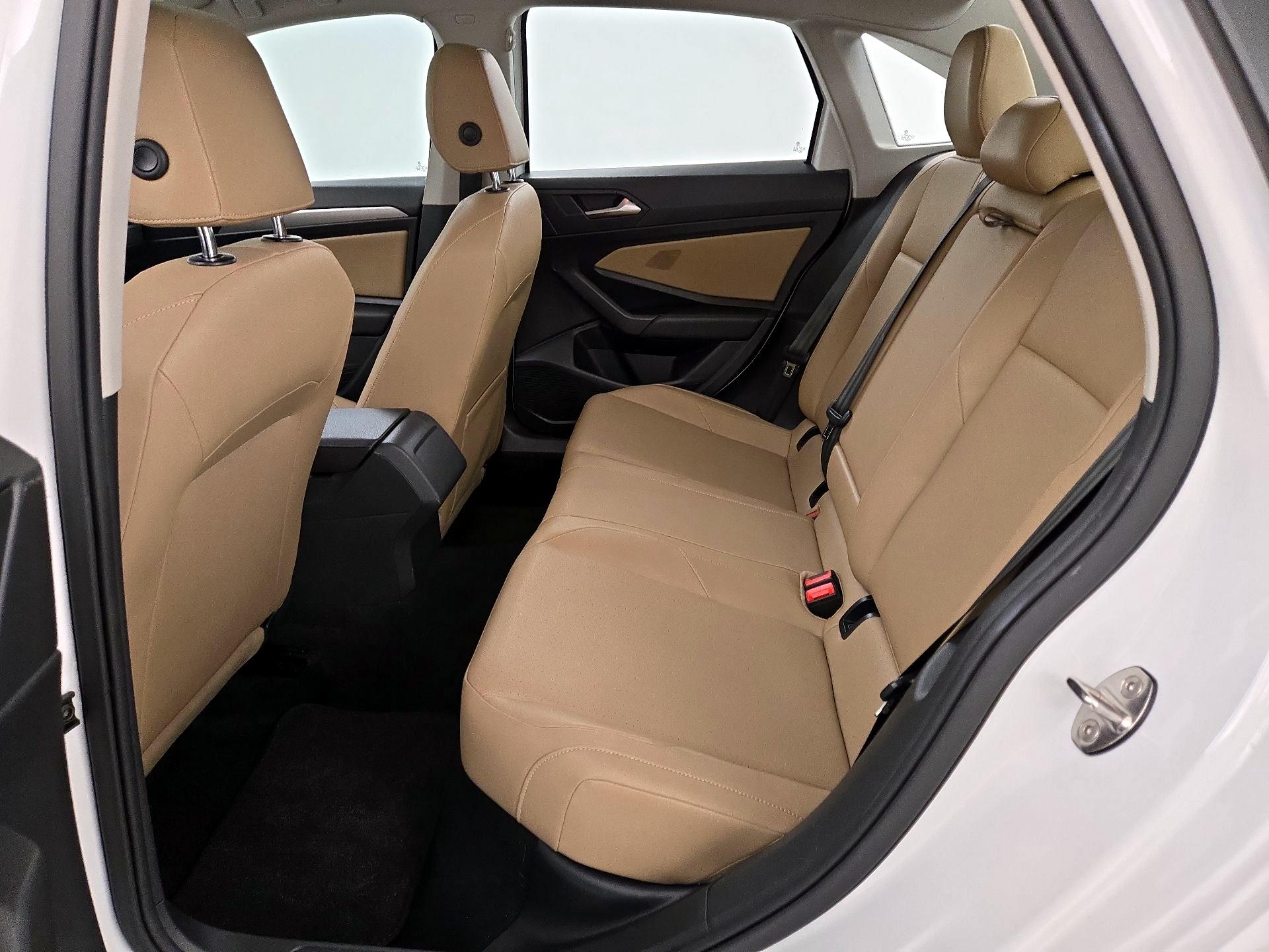 Thumbnail: 2019 Volkswagen Jetta - 20