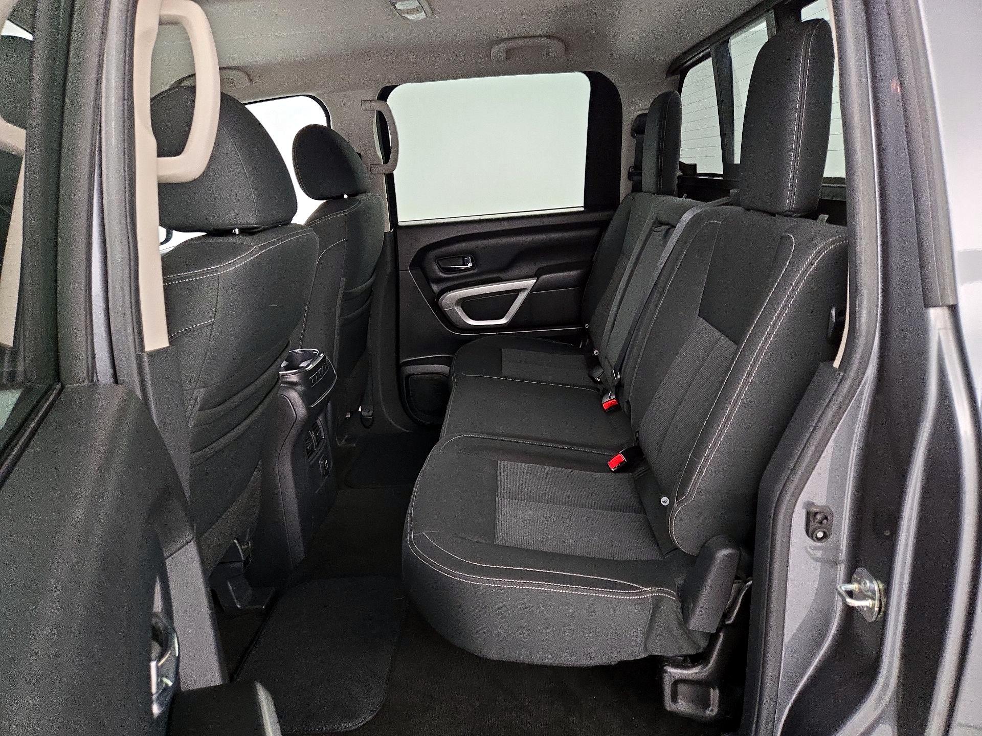 Thumbnail: 2018 Nissan Titan - 20