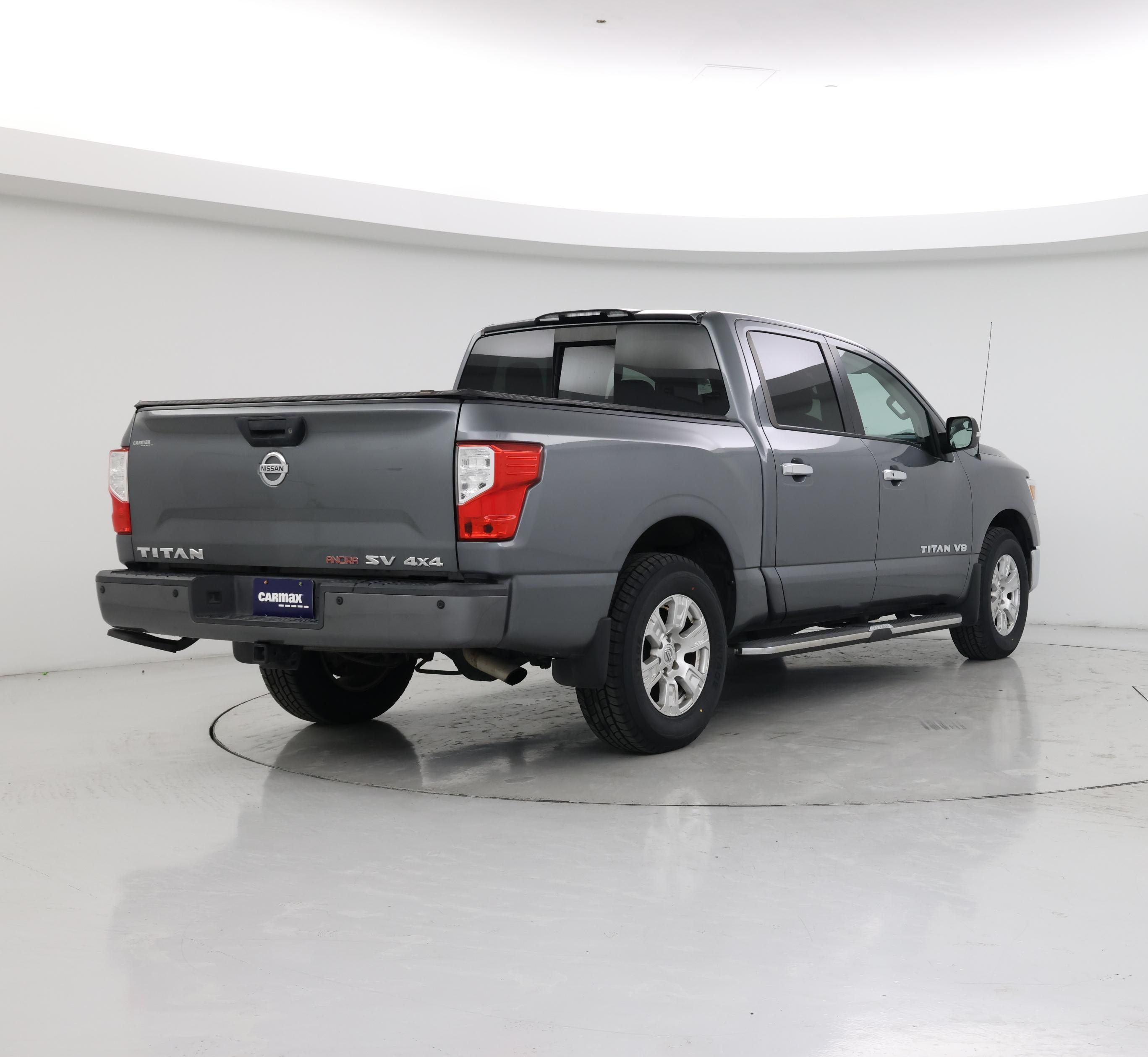 Thumbnail: 2018 Nissan Titan - 8