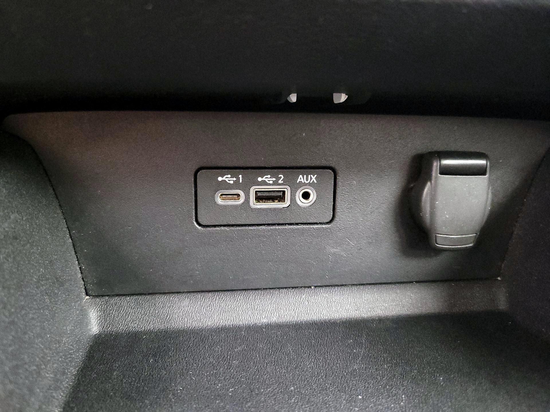 Thumbnail: 2022 Nissan Altima - 18