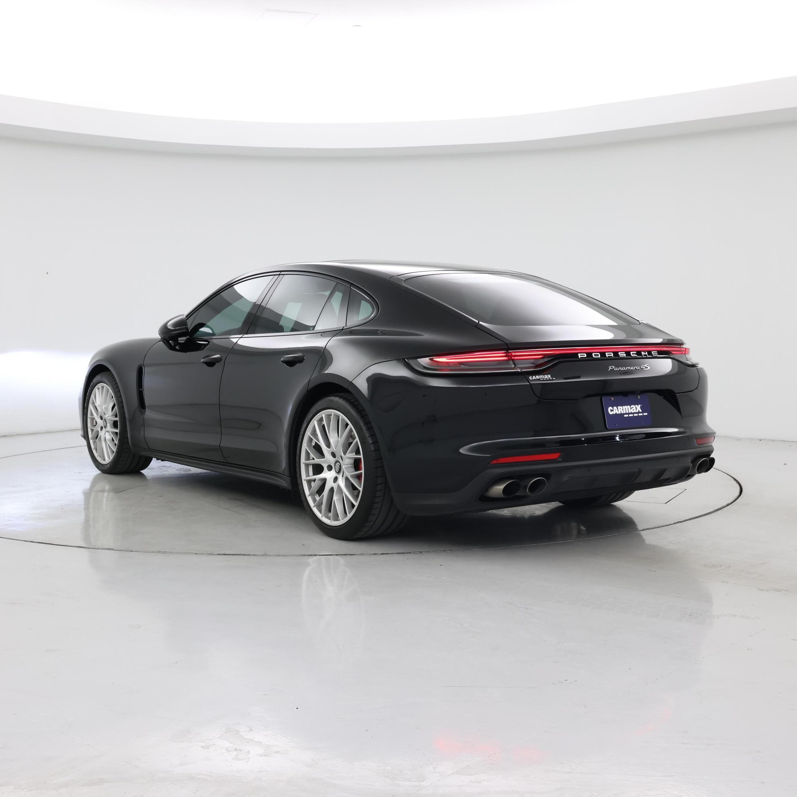 Thumbnail: 2023 Porsche Panamera - 2