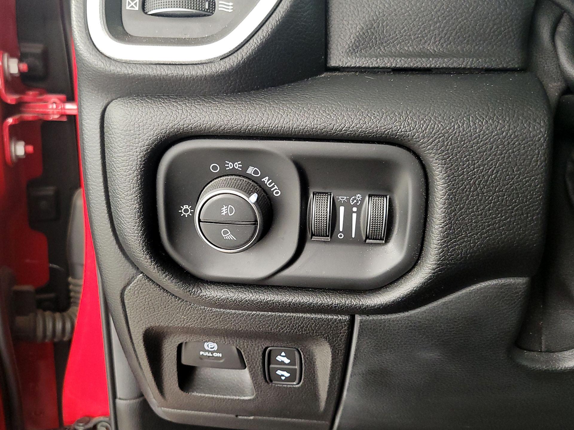 Thumbnail: 2020 RAM 1500 - 13