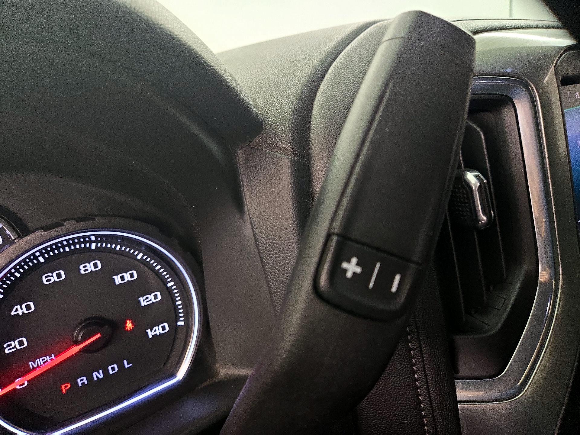 Thumbnail: 2020 Chevrolet Silverado 1500 - 17