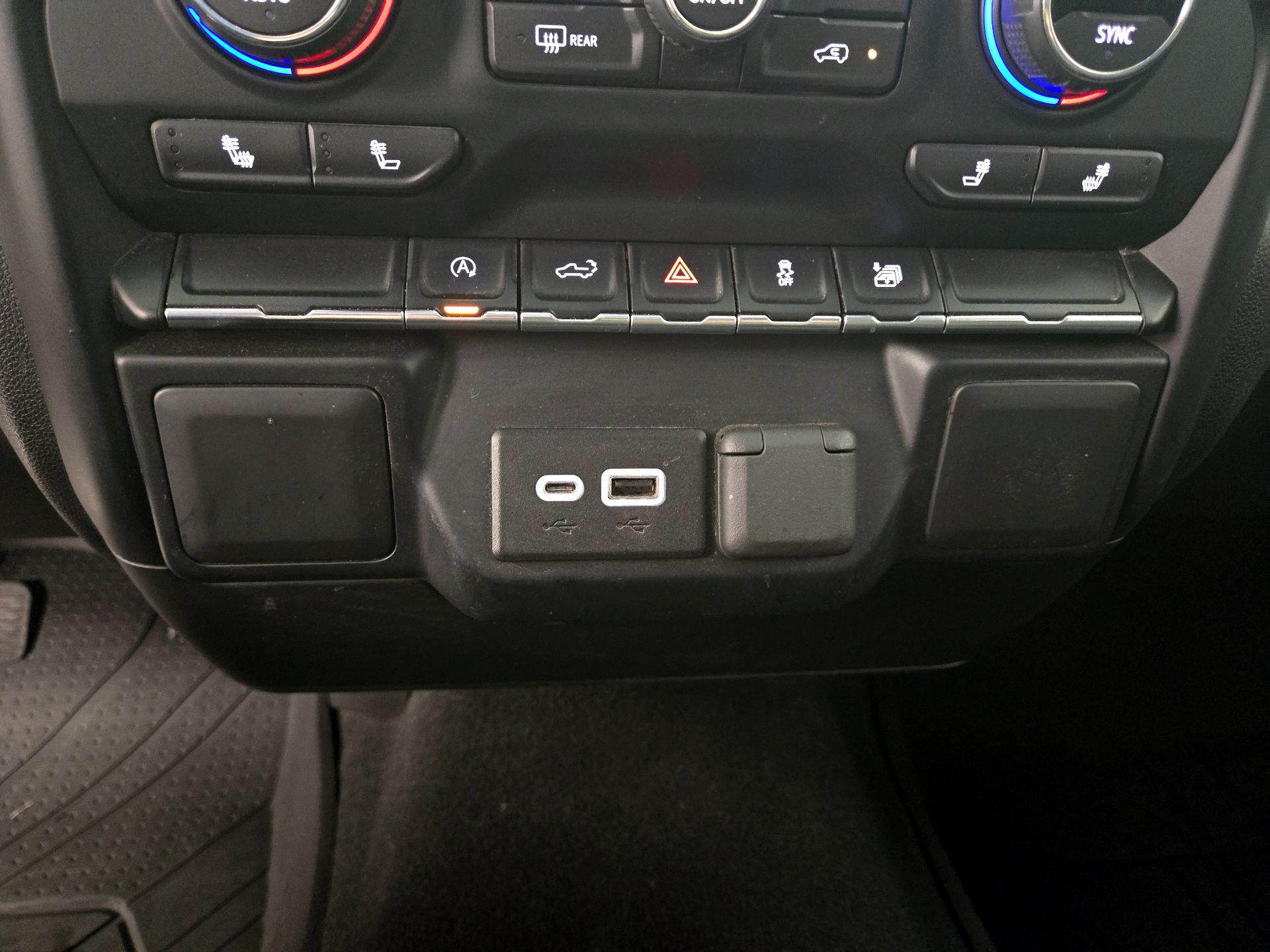 Thumbnail: 2020 Chevrolet Silverado 1500 - 18