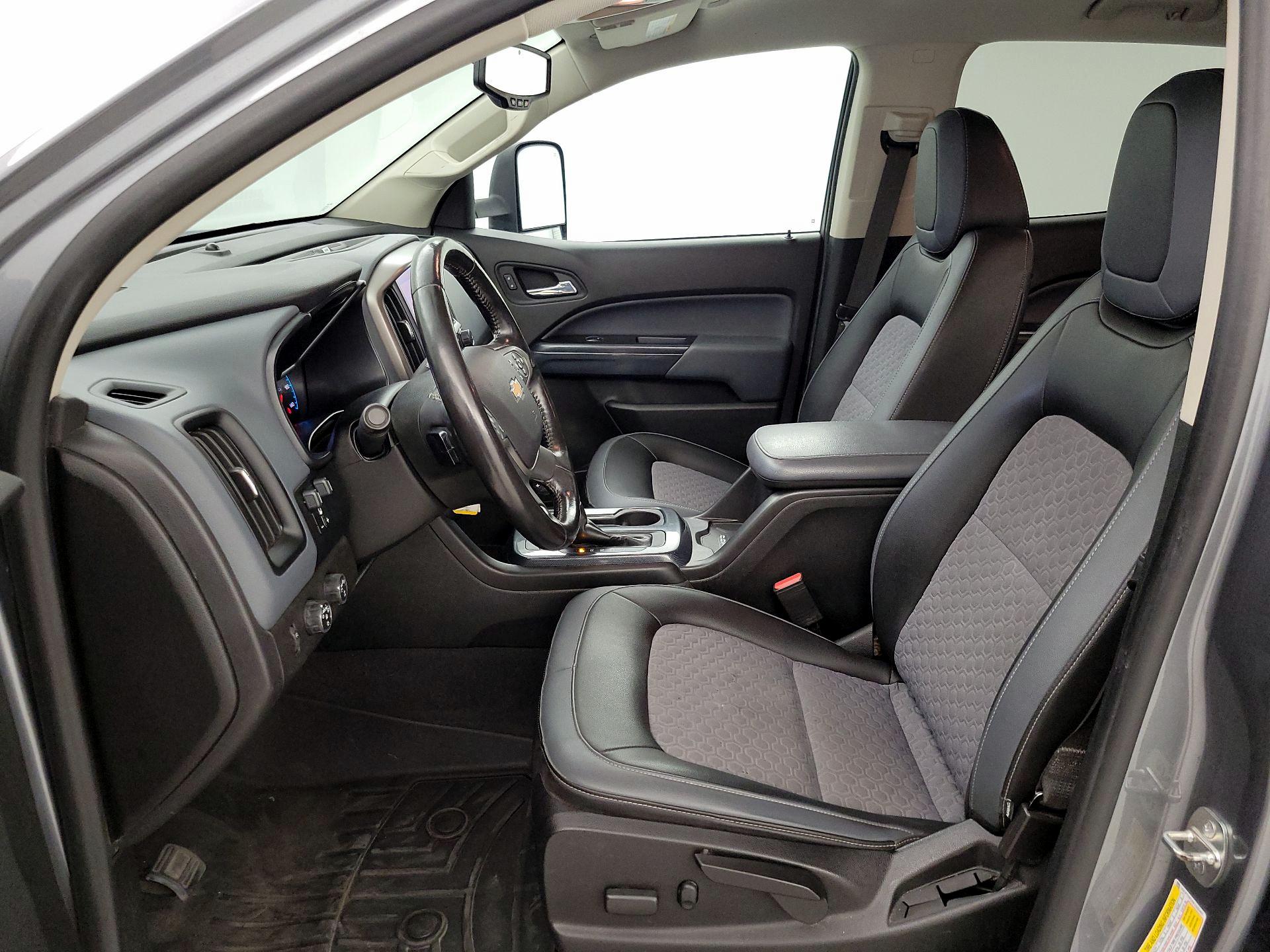 Thumbnail: 2019 Chevrolet Colorado - 11