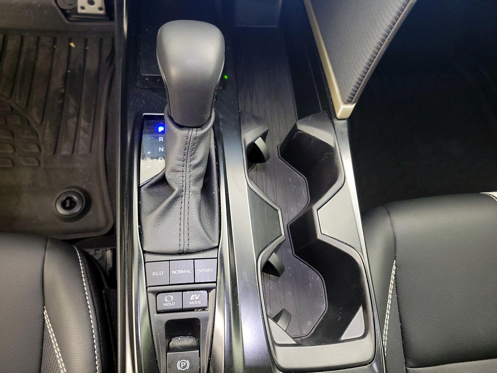 Thumbnail: 2025 Toyota Camry - 18