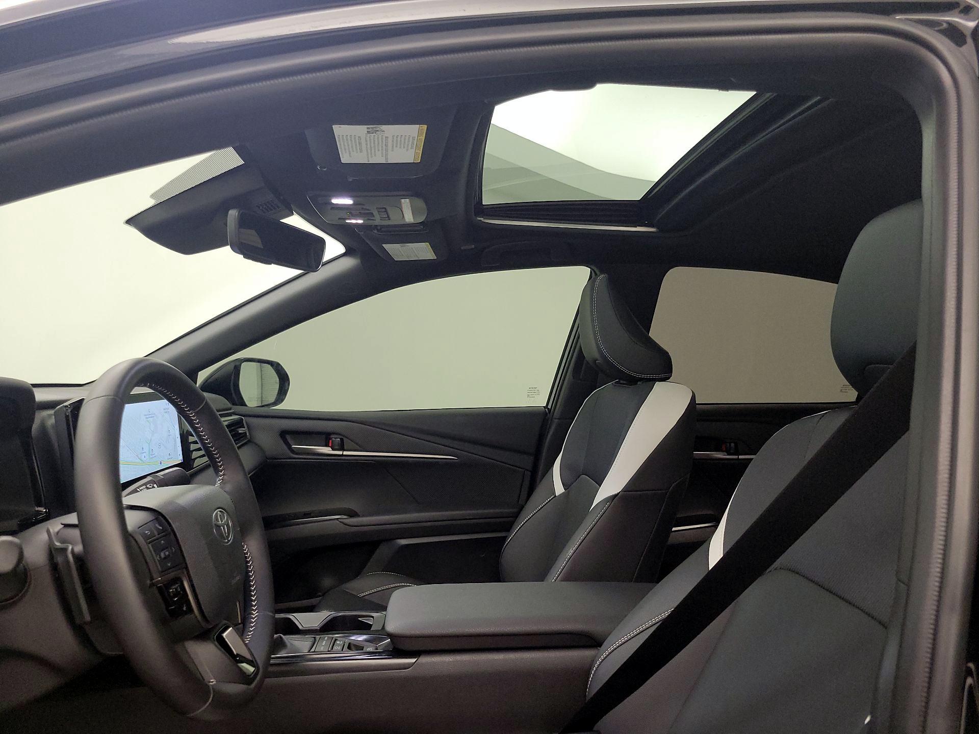 Thumbnail: 2025 Toyota Camry - 20