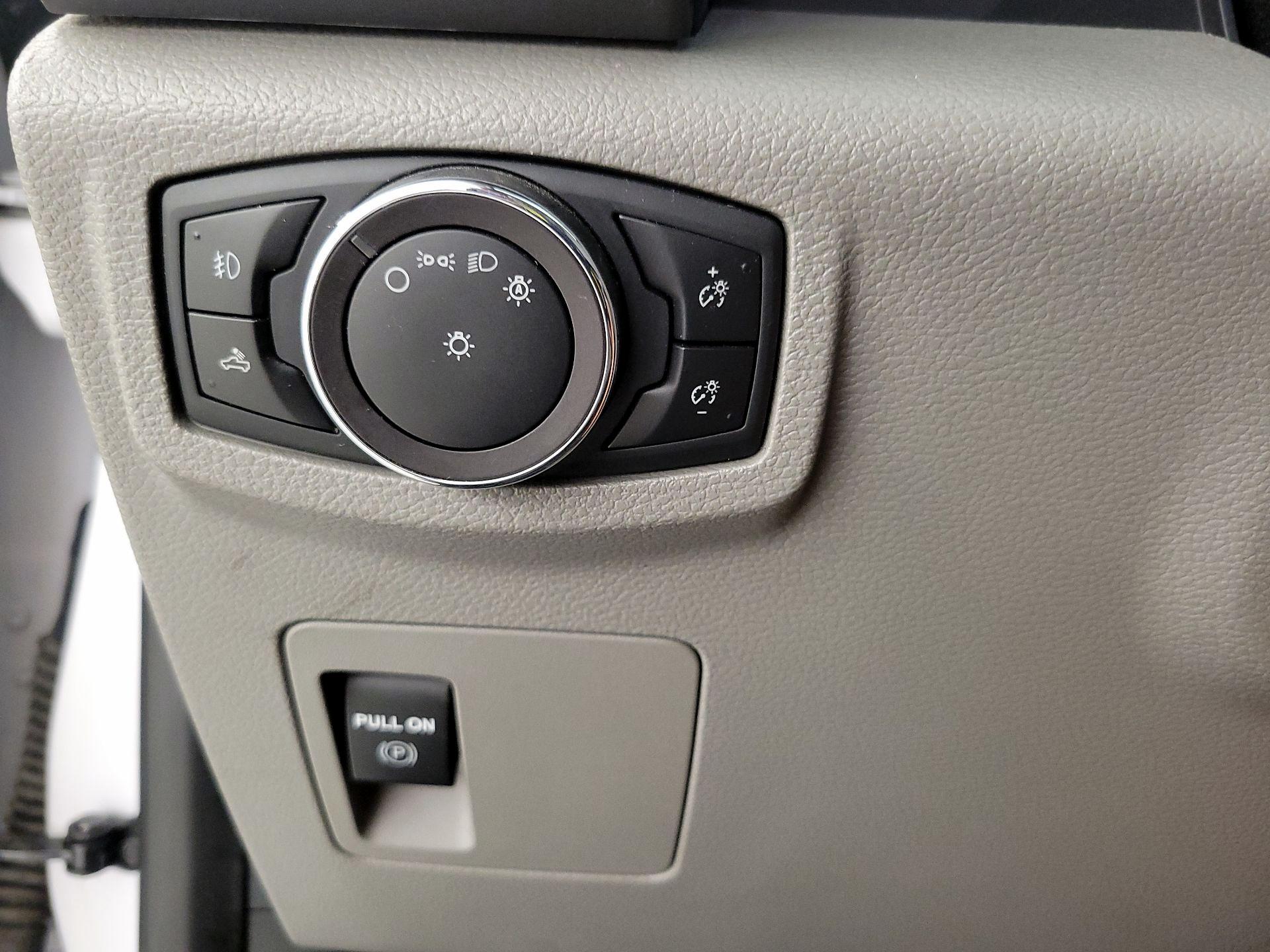 Thumbnail: 2019 Ford F-150 - 13