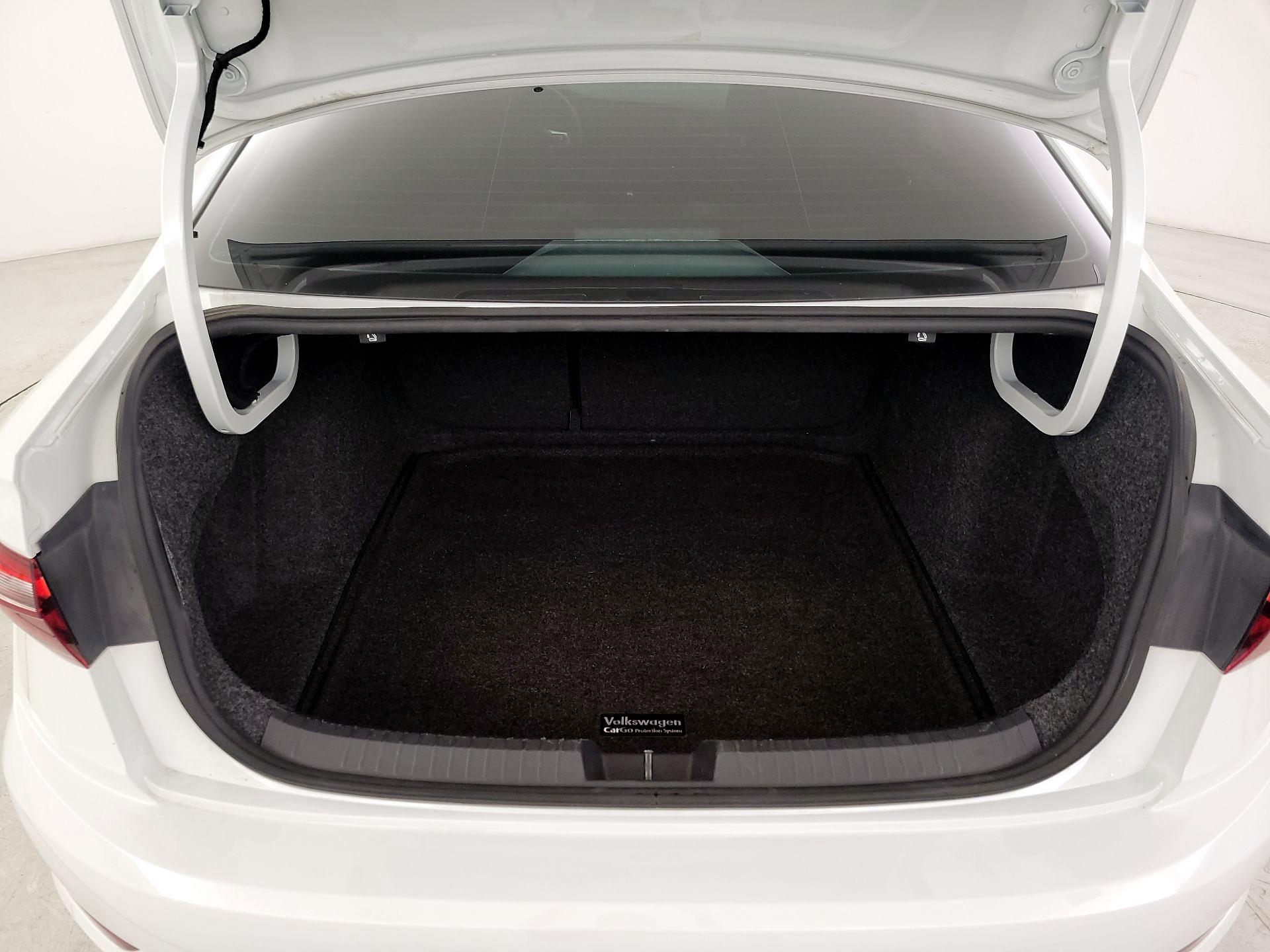 Thumbnail: 2021 Volkswagen Jetta - 20