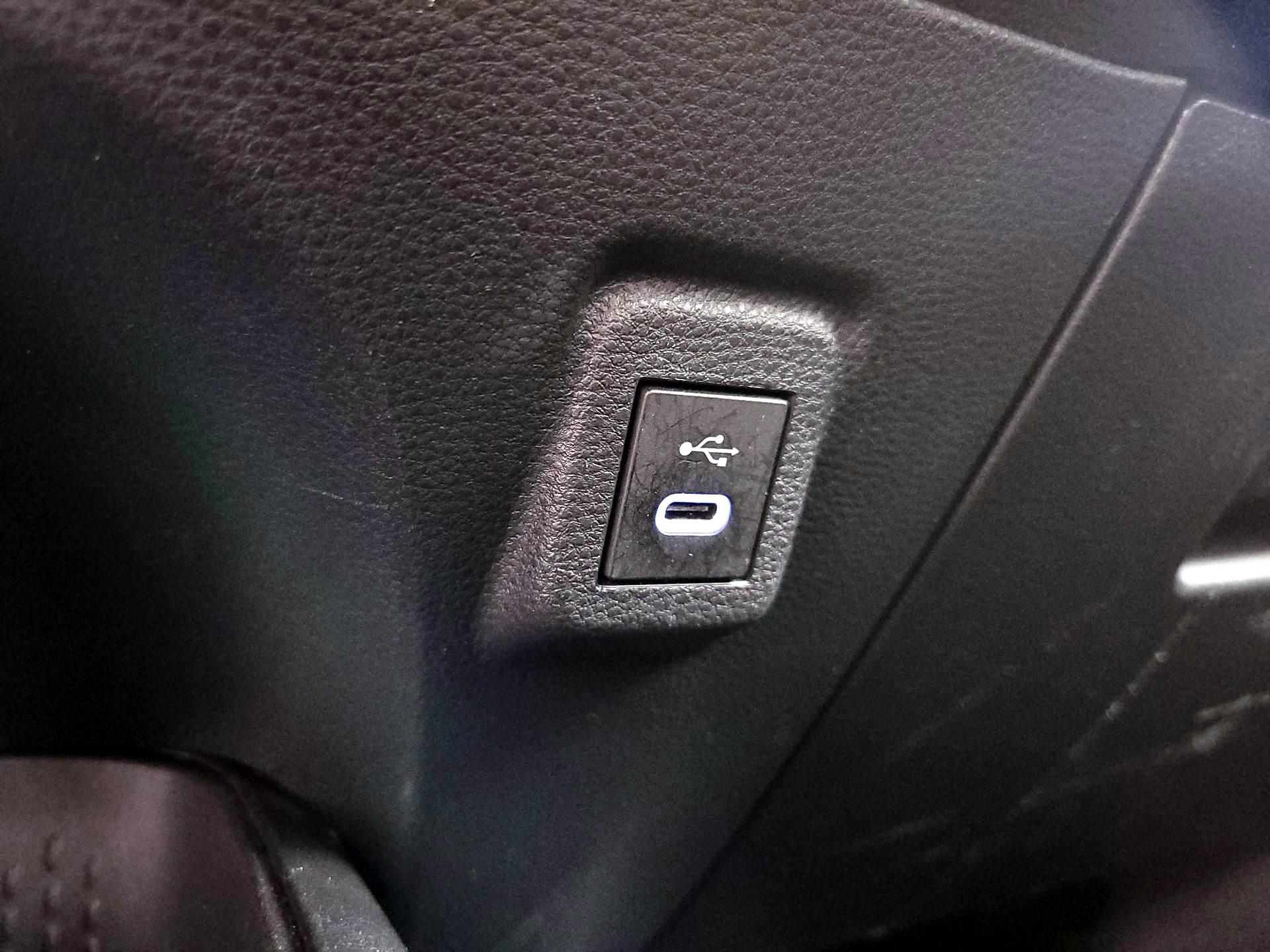 Thumbnail: 2024 Toyota Corolla - 18