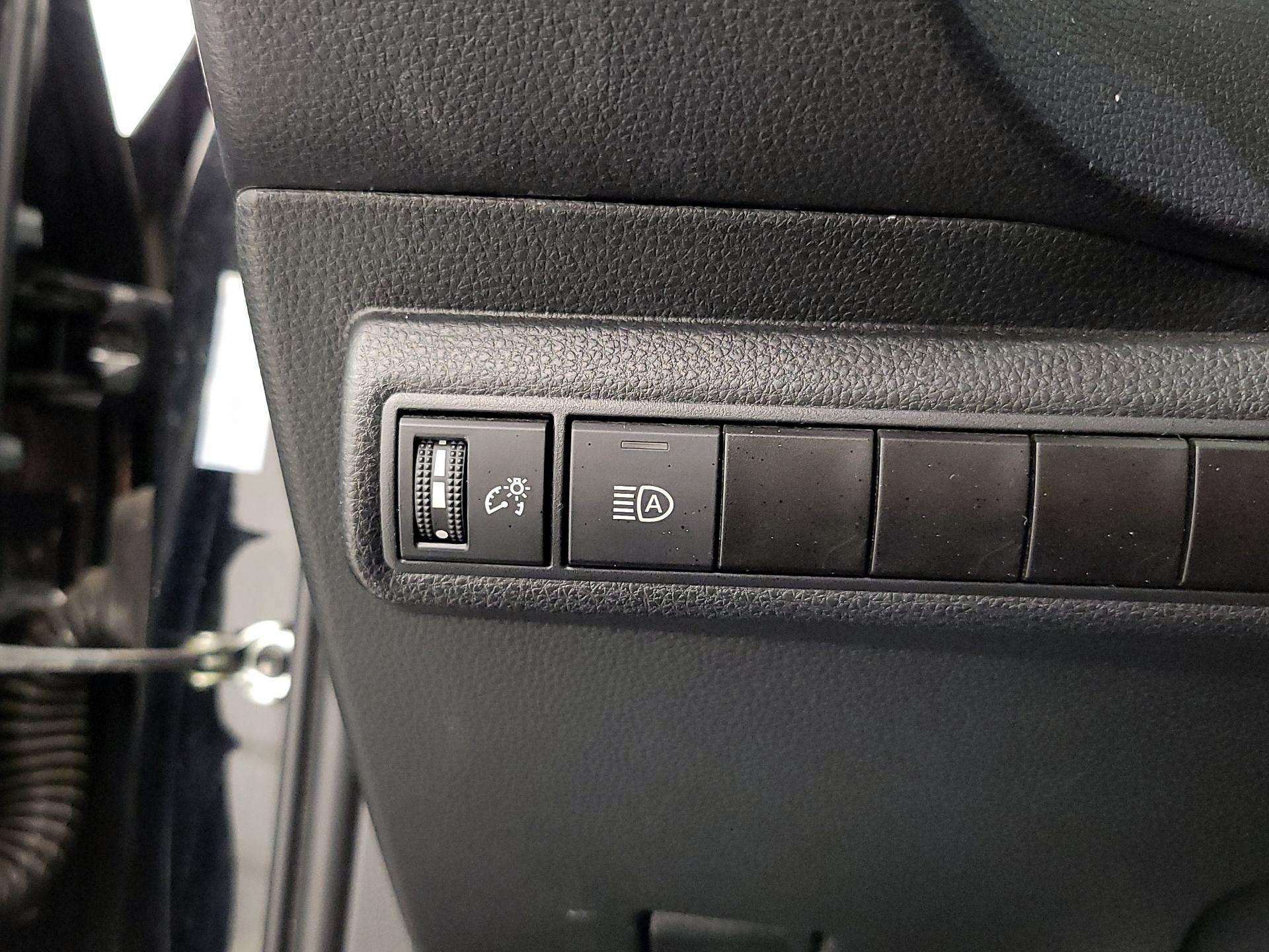 Thumbnail: 2024 Toyota Corolla - 13