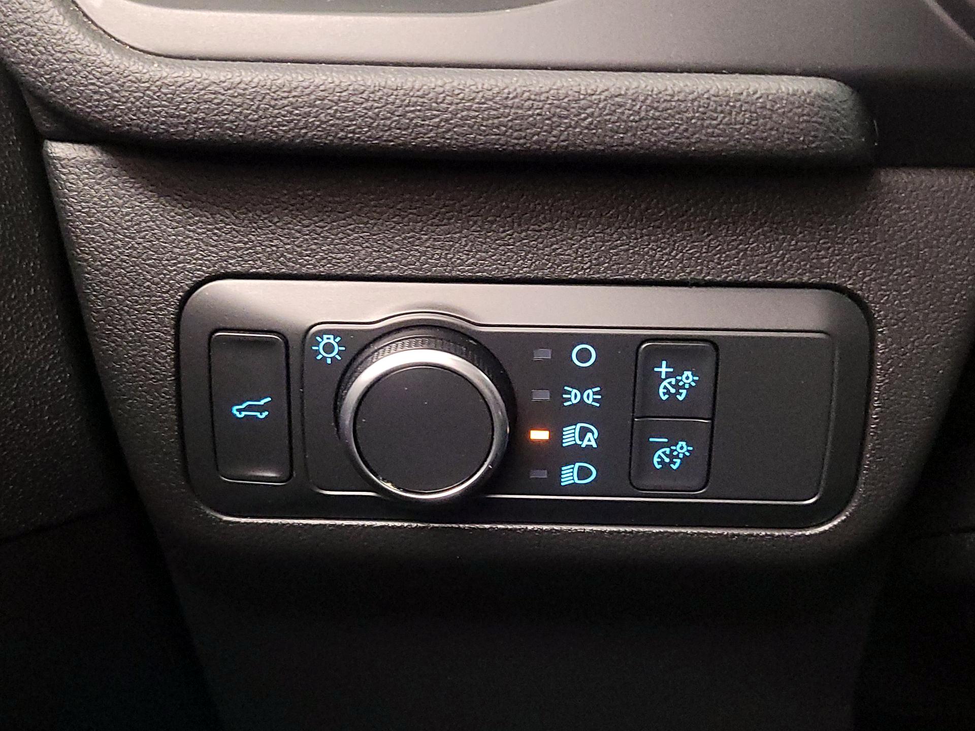 Thumbnail: 2022 Ford Escape - 13