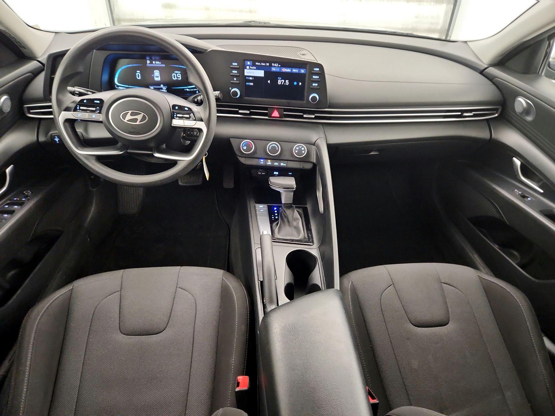 Thumbnail: 2024 Hyundai Elantra - 9