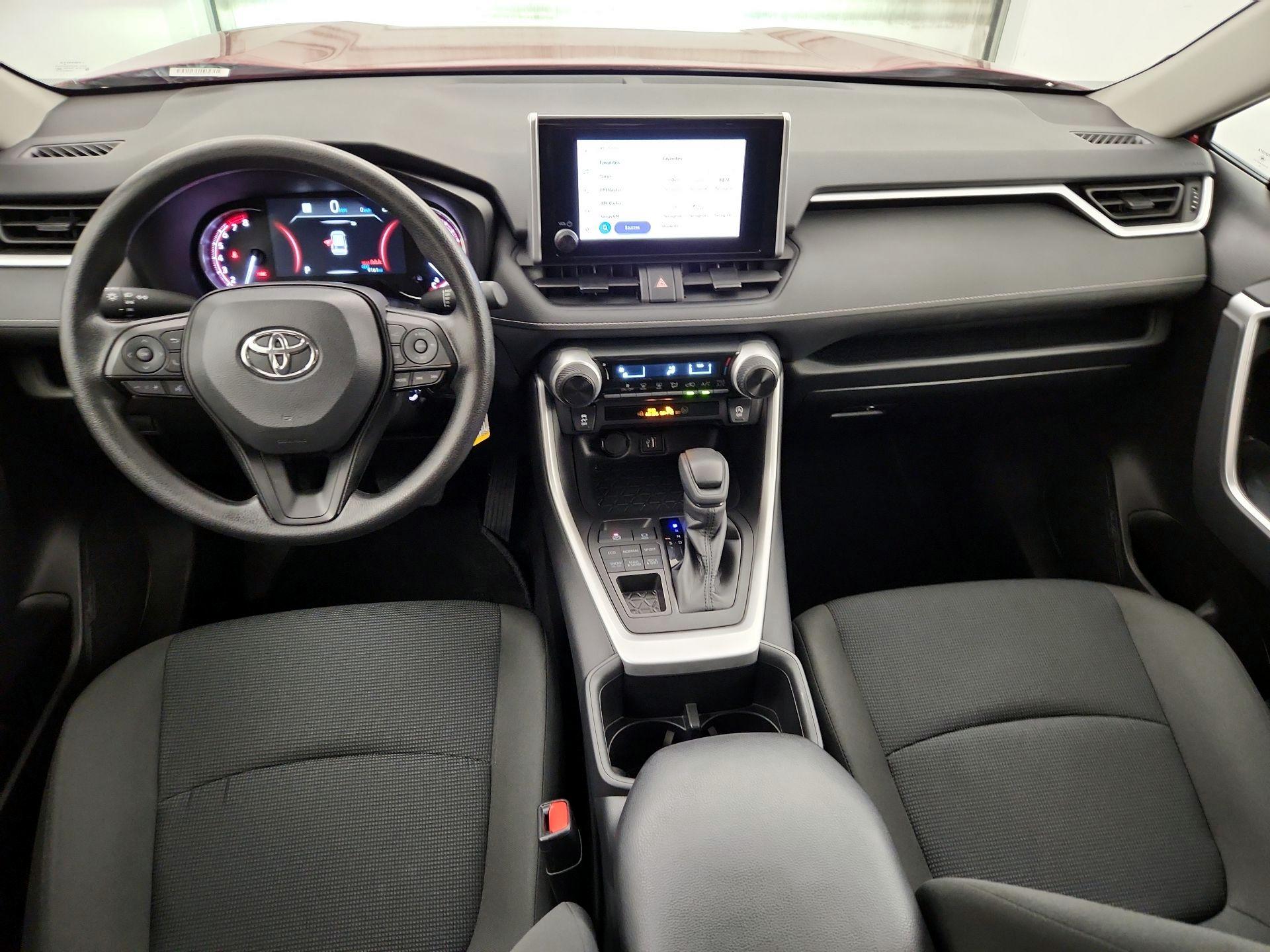 Thumbnail: 2025 Toyota RAV4 - 9