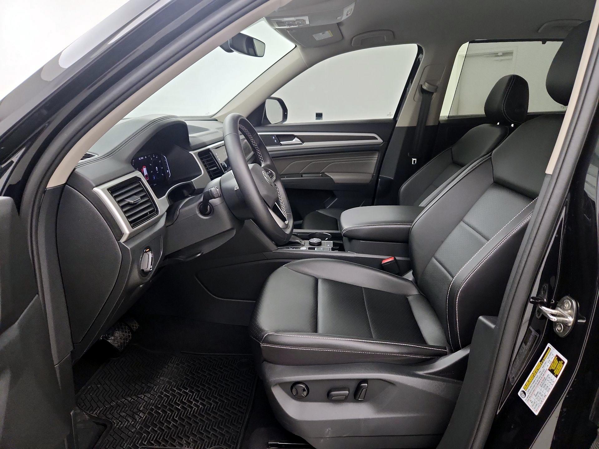 Thumbnail: 2023 Volkswagen Atlas - 11