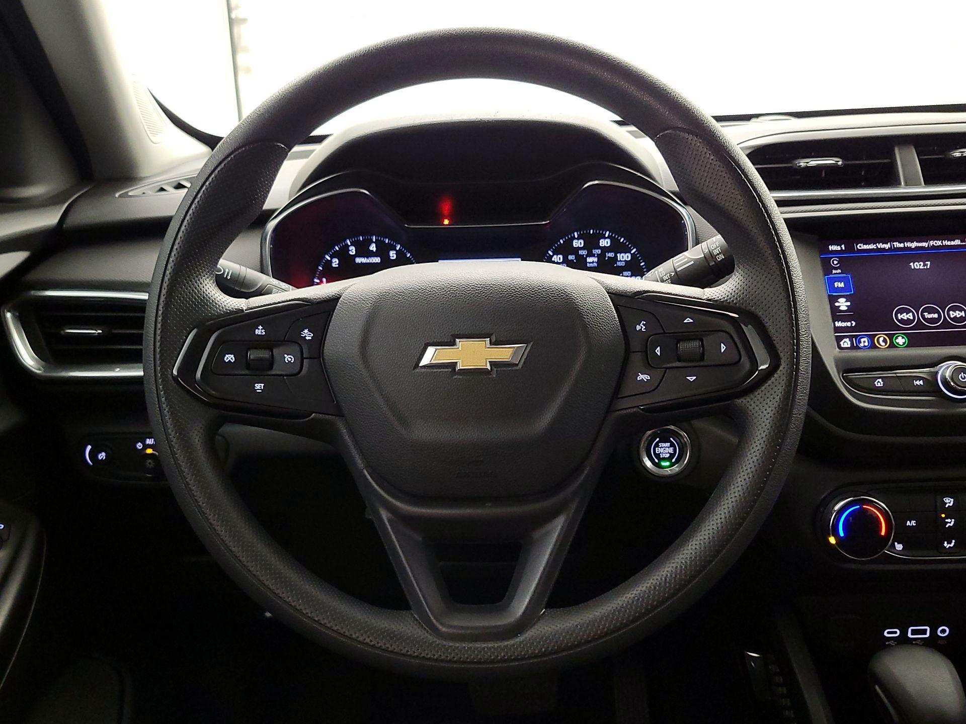 Thumbnail: 2023 Chevrolet TrailBlazer - 10