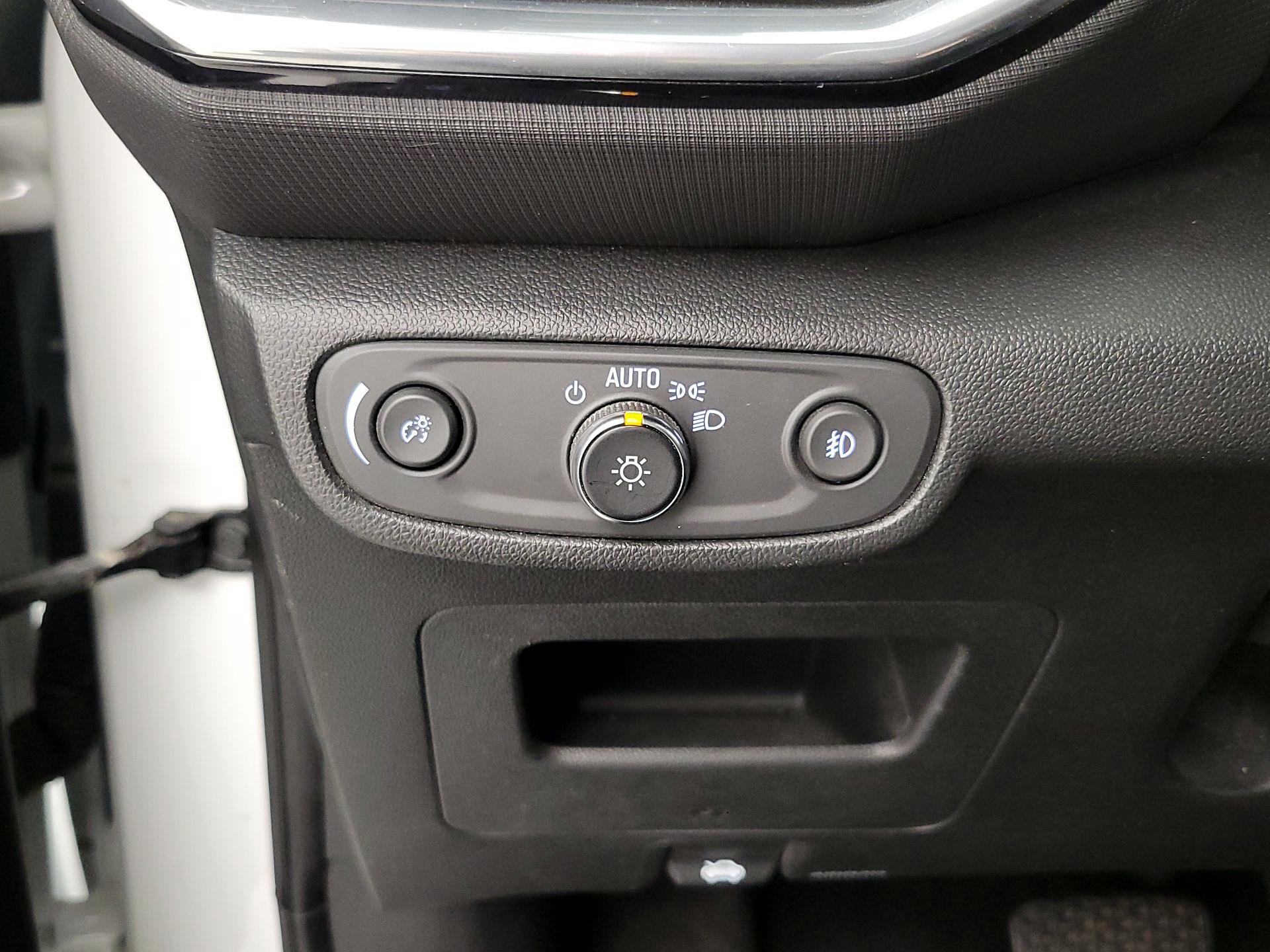 Thumbnail: 2023 Chevrolet TrailBlazer - 13