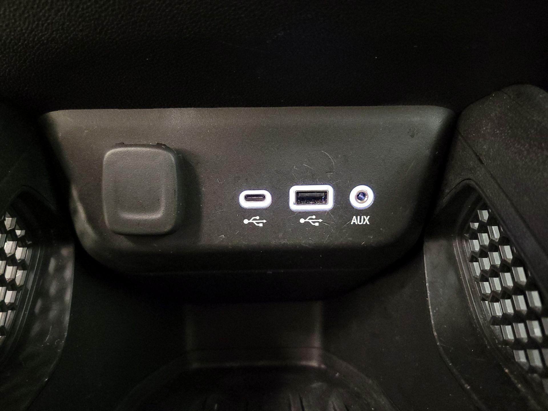 Thumbnail: 2023 Chevrolet TrailBlazer - 18