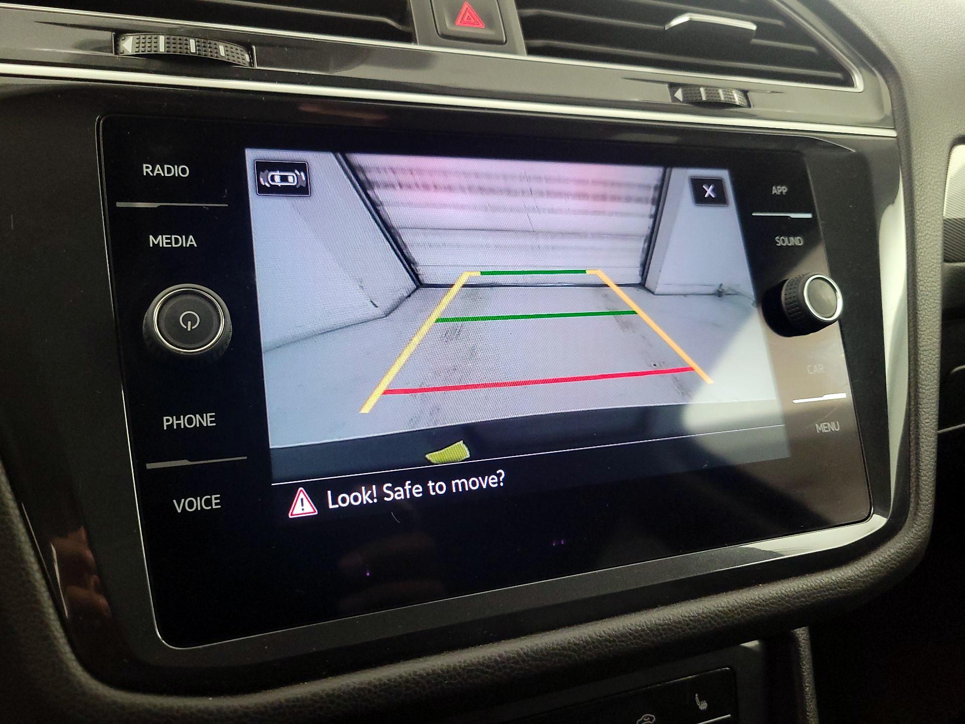 Thumbnail: 2024 Volkswagen Tiguan - 14