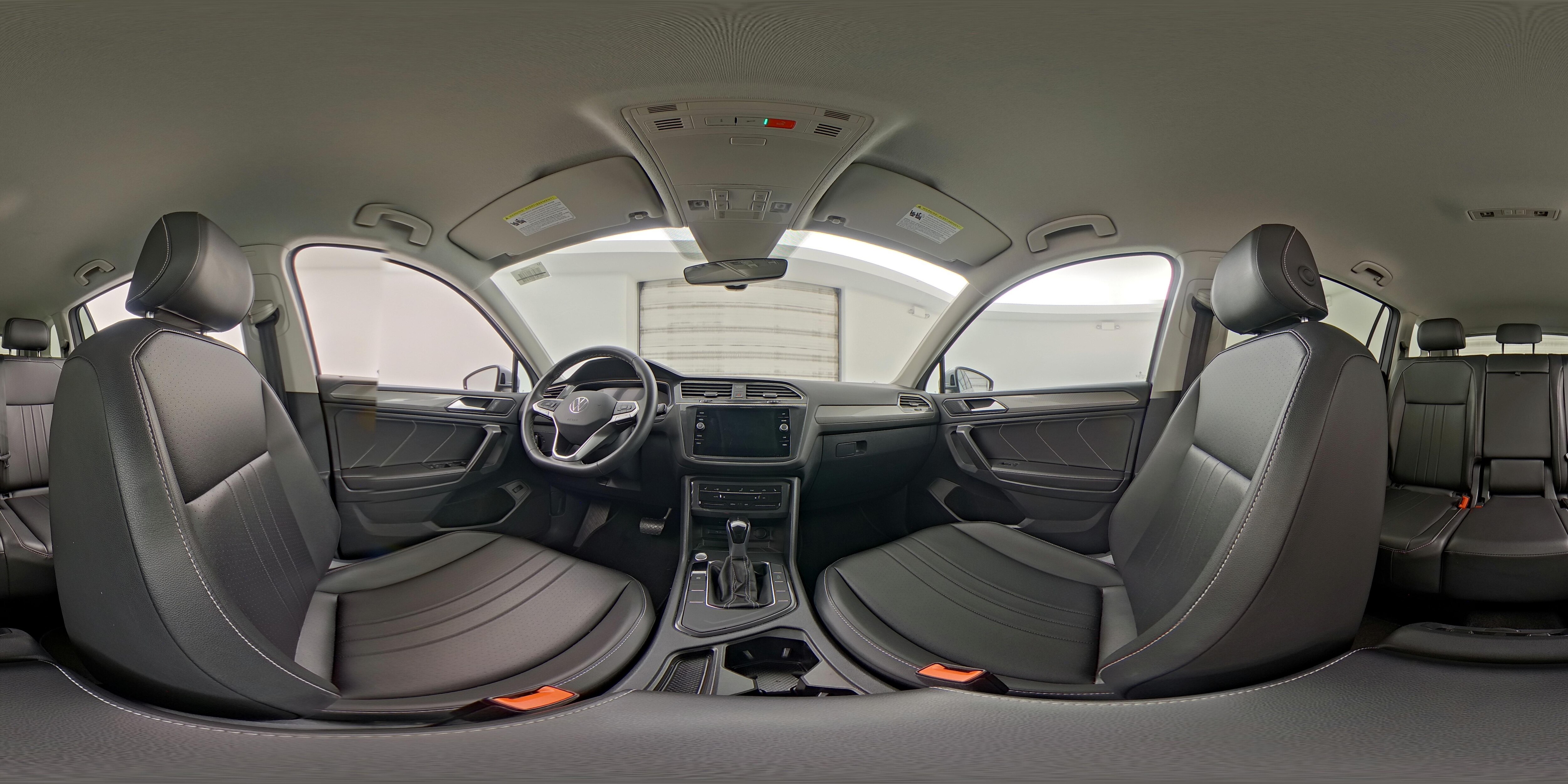2024 Volkswagen Tiguan SE - Photo 26