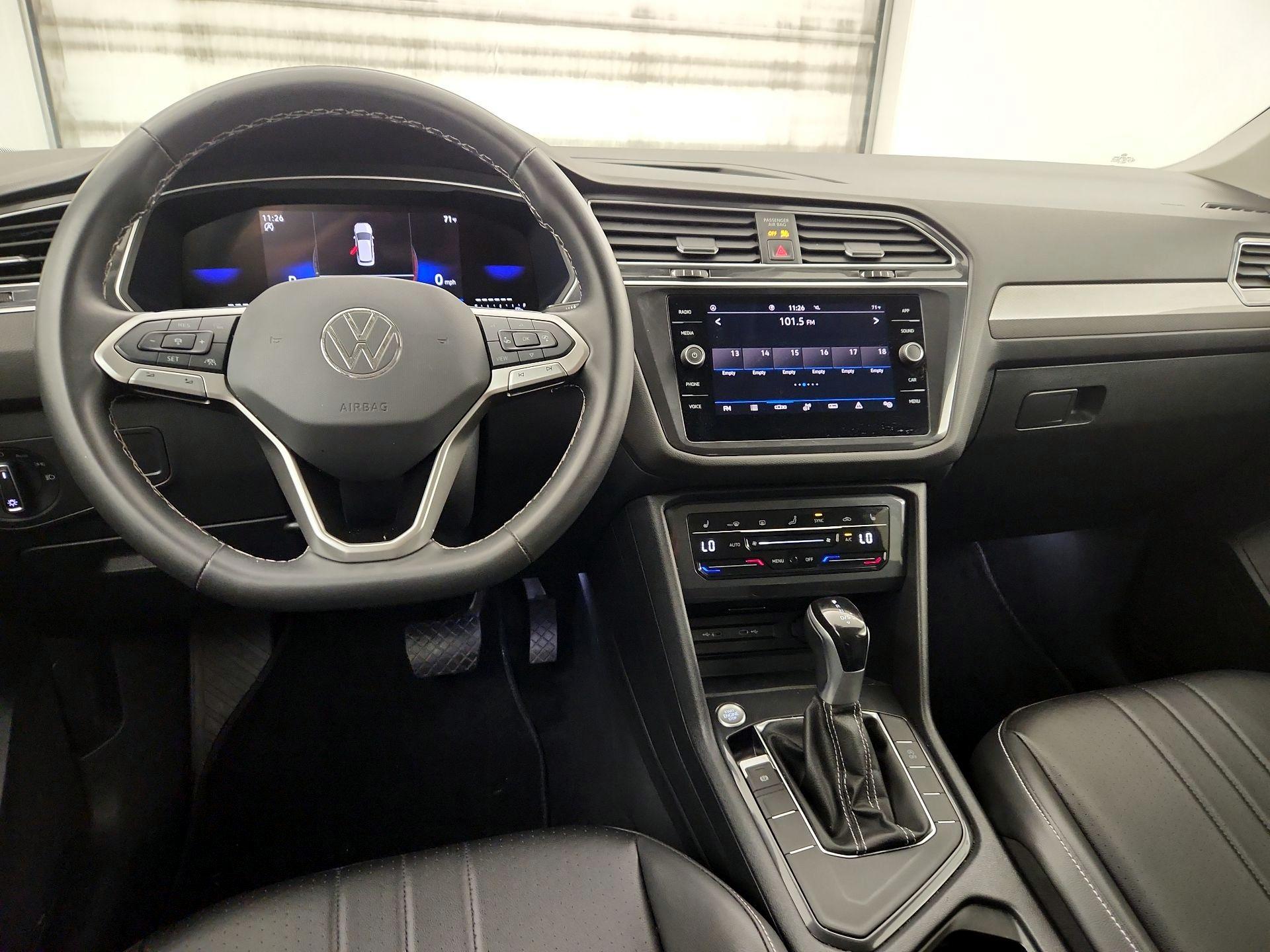 Thumbnail: 2024 Volkswagen Tiguan - 9