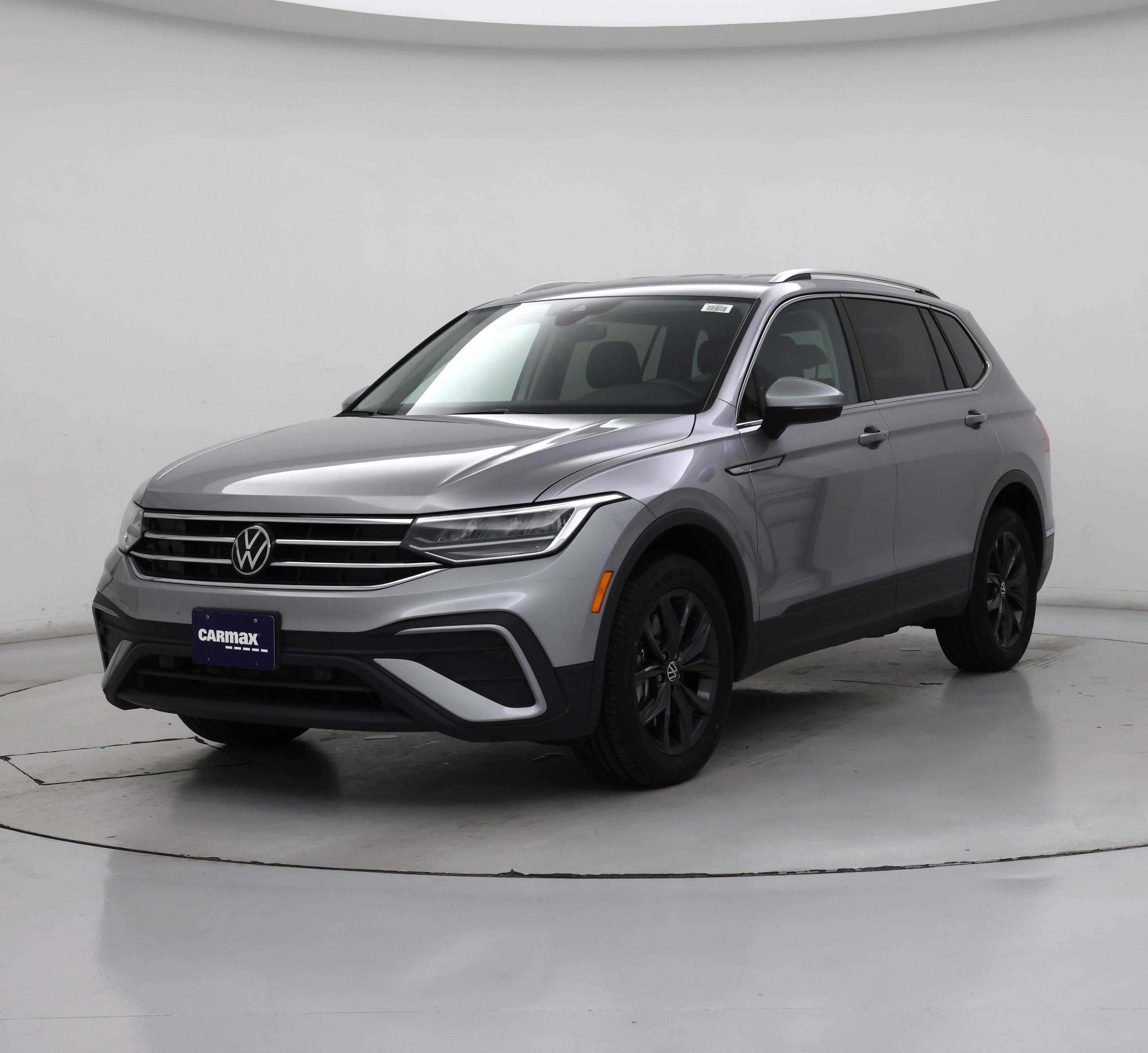 Thumbnail: 2024 Volkswagen Tiguan - 4