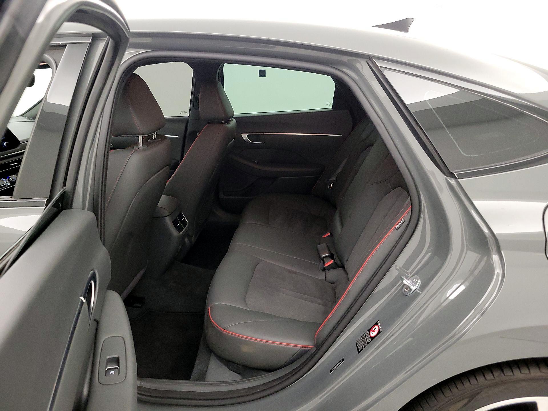 Thumbnail: 2021 Hyundai Sonata - 19