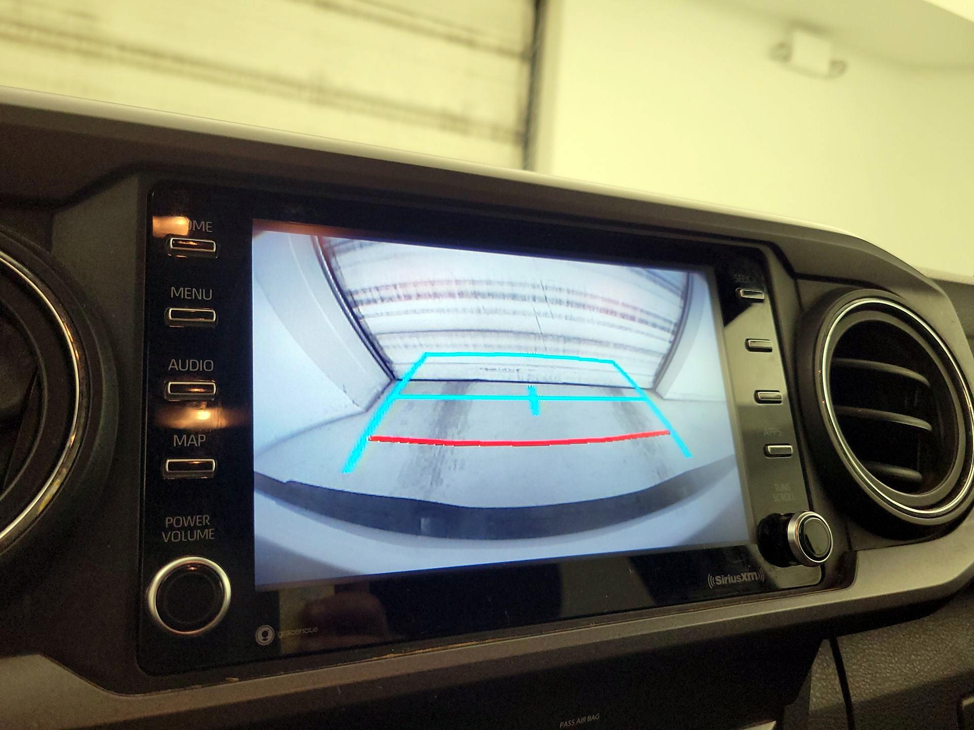 Thumbnail: 2020 Toyota Tacoma - 14