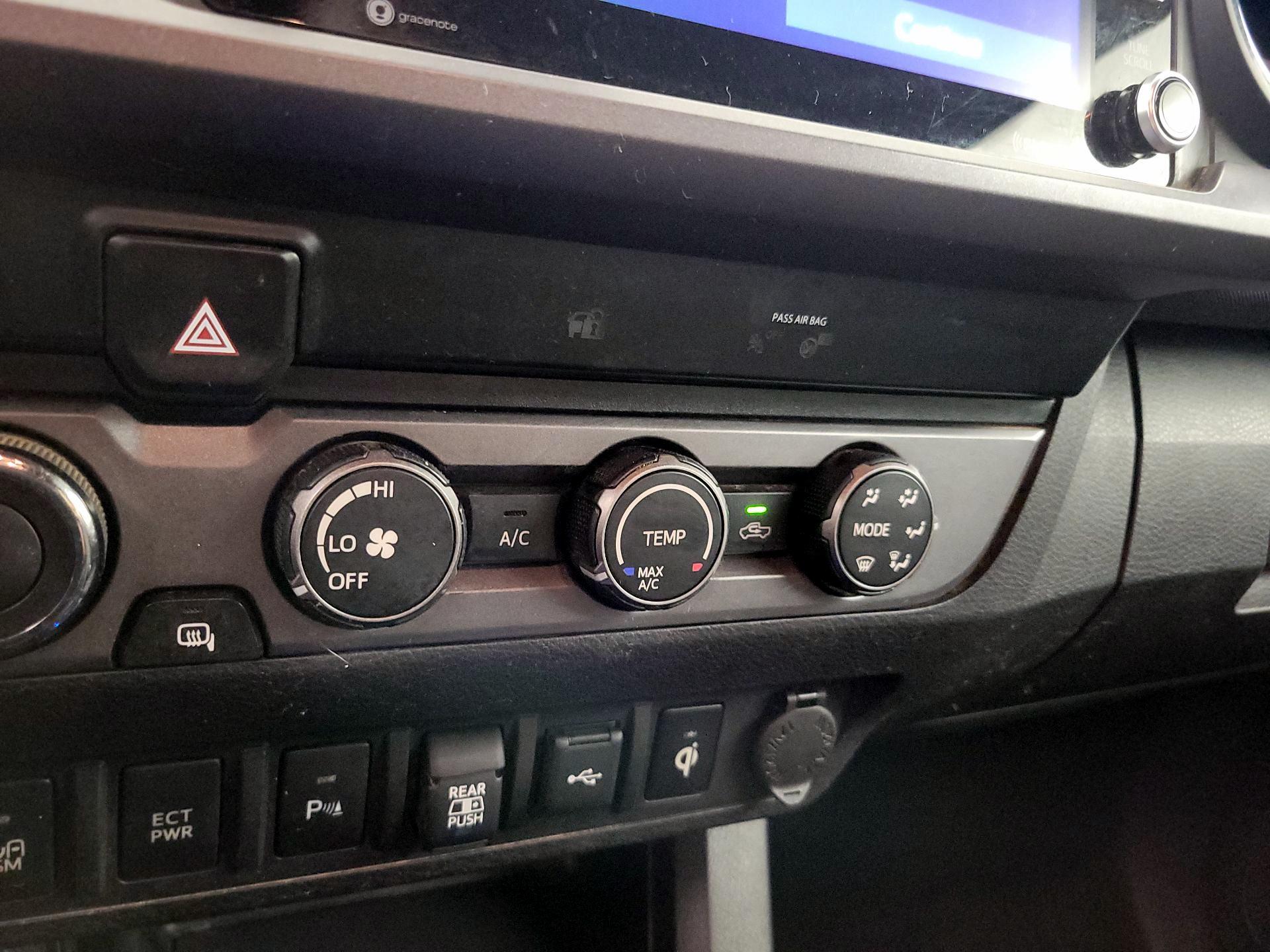 Thumbnail: 2020 Toyota Tacoma - 16