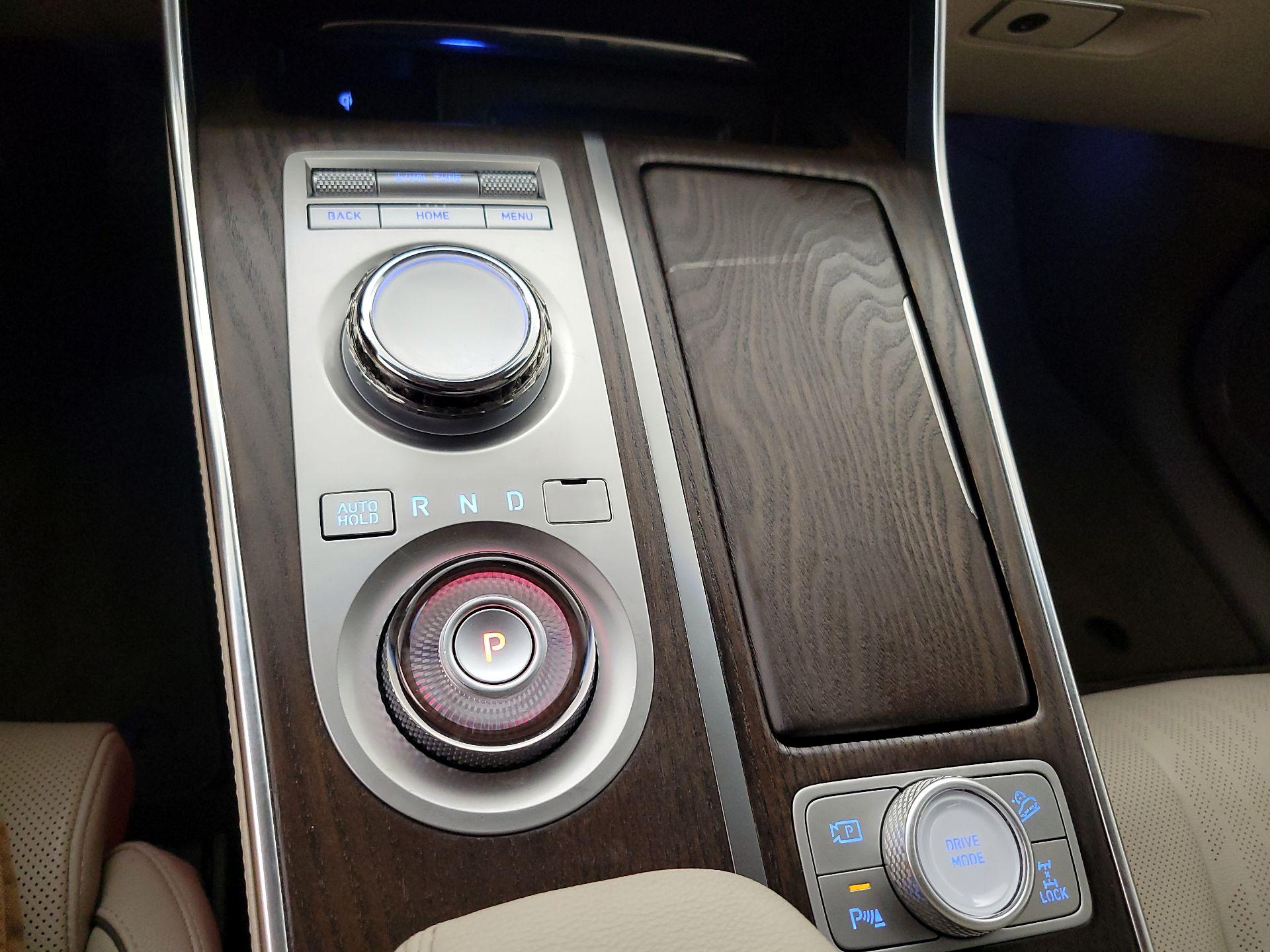 Thumbnail: 2023 Genesis GV80 - 18