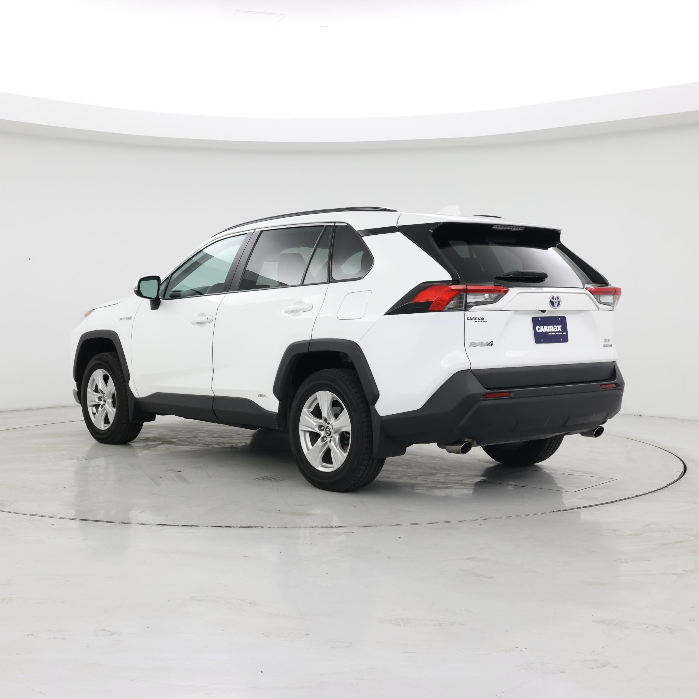 Thumbnail: 2021 Toyota RAV4 - 2