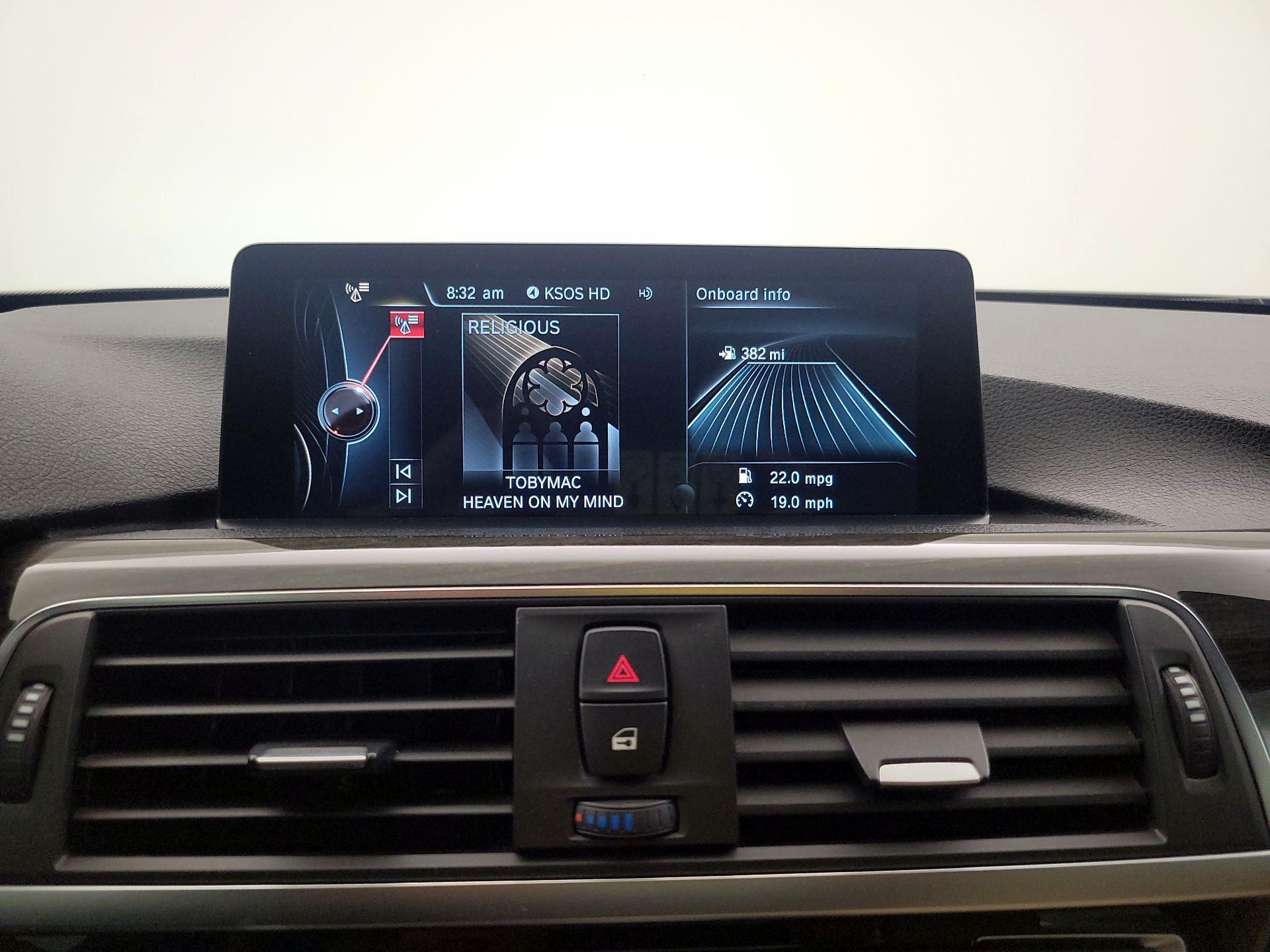 Thumbnail: 2016 BMW 3 Series - 16