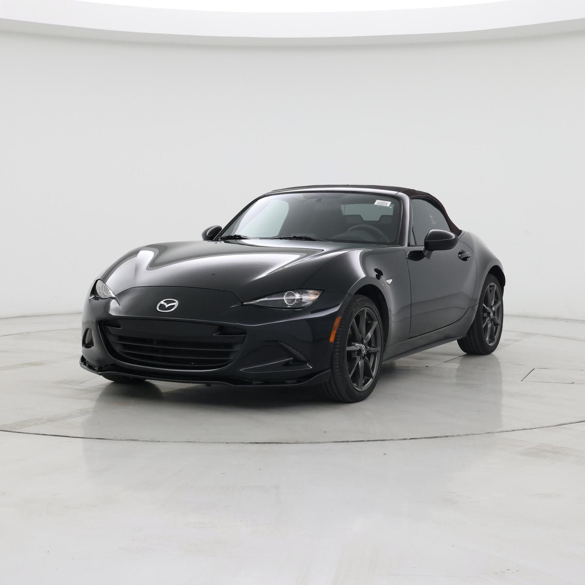 Thumbnail: 2018 Mazda MX-5 Miata - 4