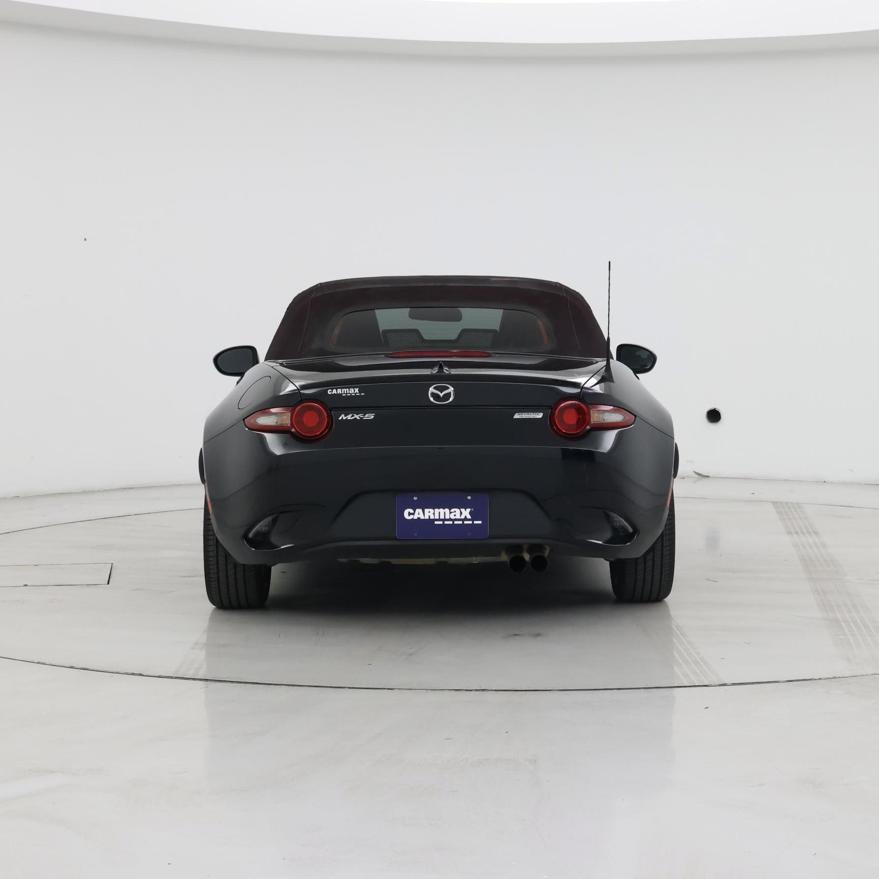 Thumbnail: 2018 Mazda MX-5 Miata - 6