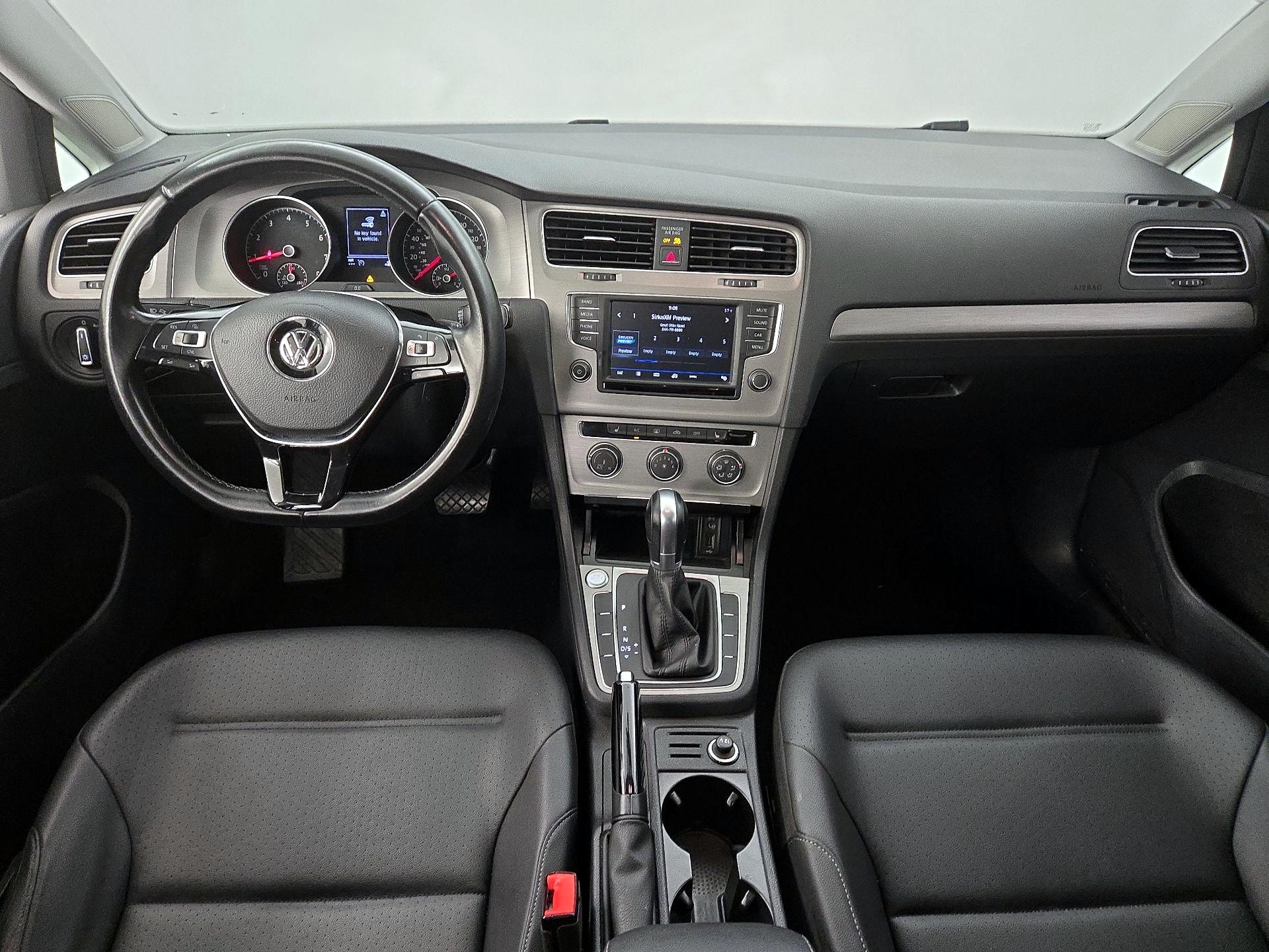 Thumbnail: 2017 Volkswagen Golf - 9