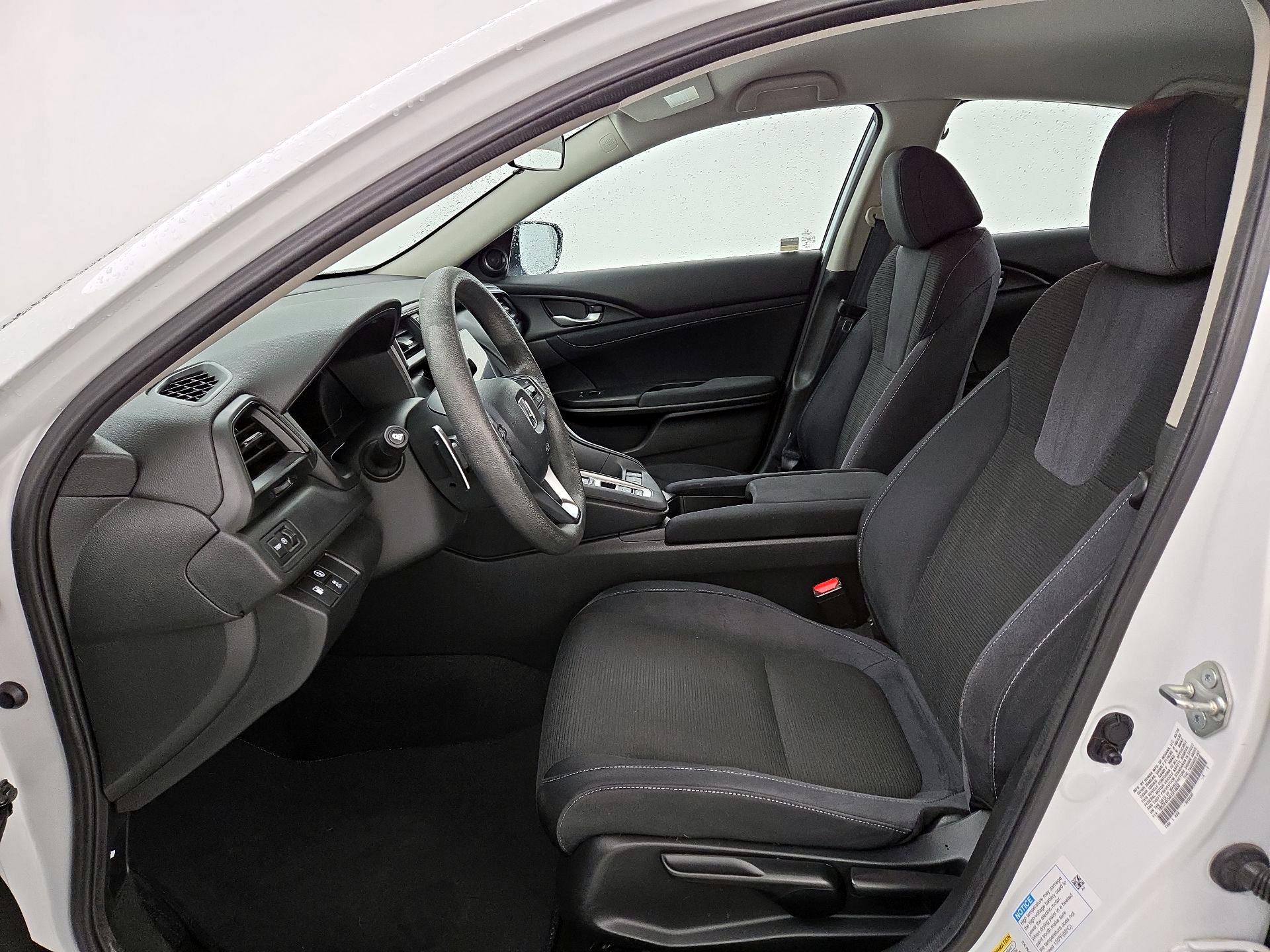 Thumbnail: 2020 Honda Insight - 11