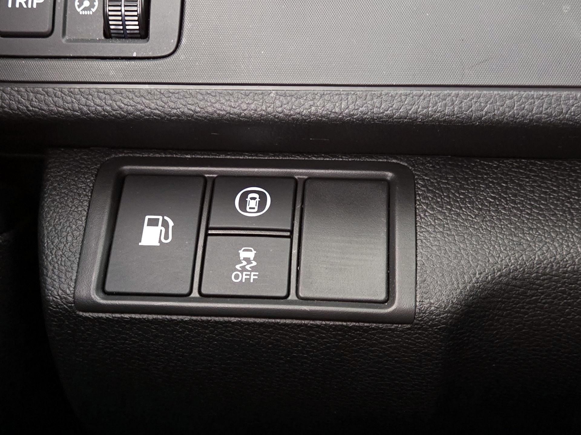 Thumbnail: 2020 Honda Insight - 13