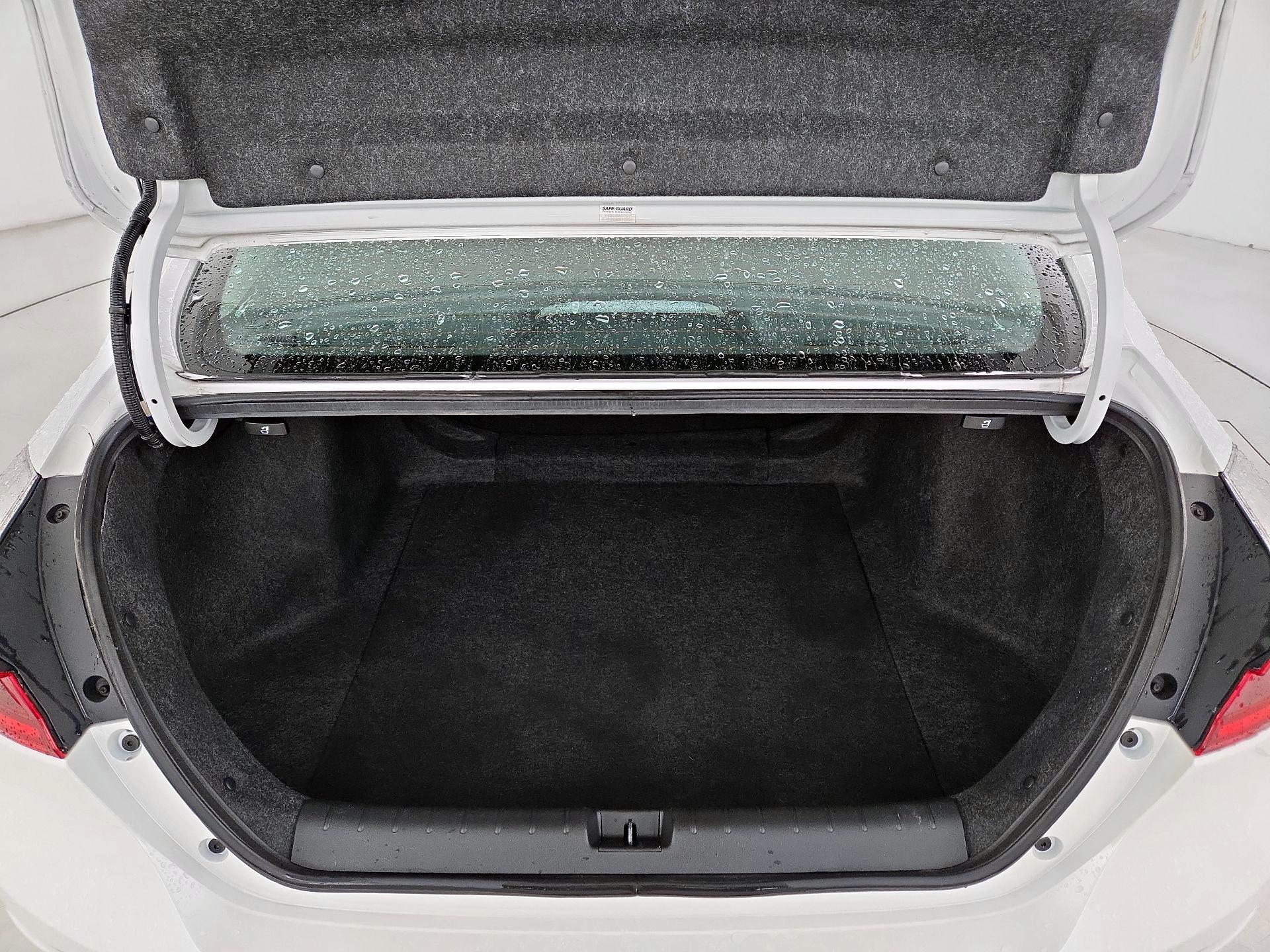 Thumbnail: 2020 Honda Insight - 20