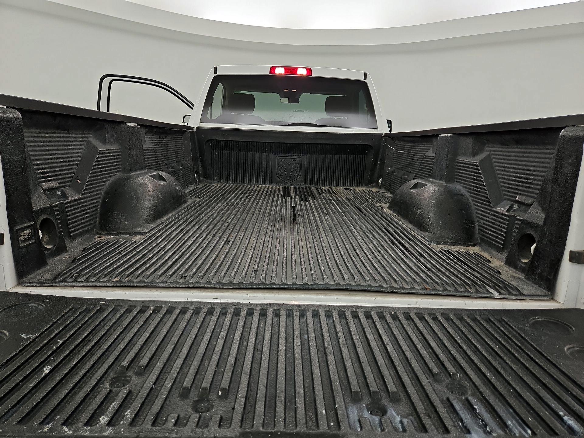 Thumbnail: 2021 RAM 1500 Classic - 20