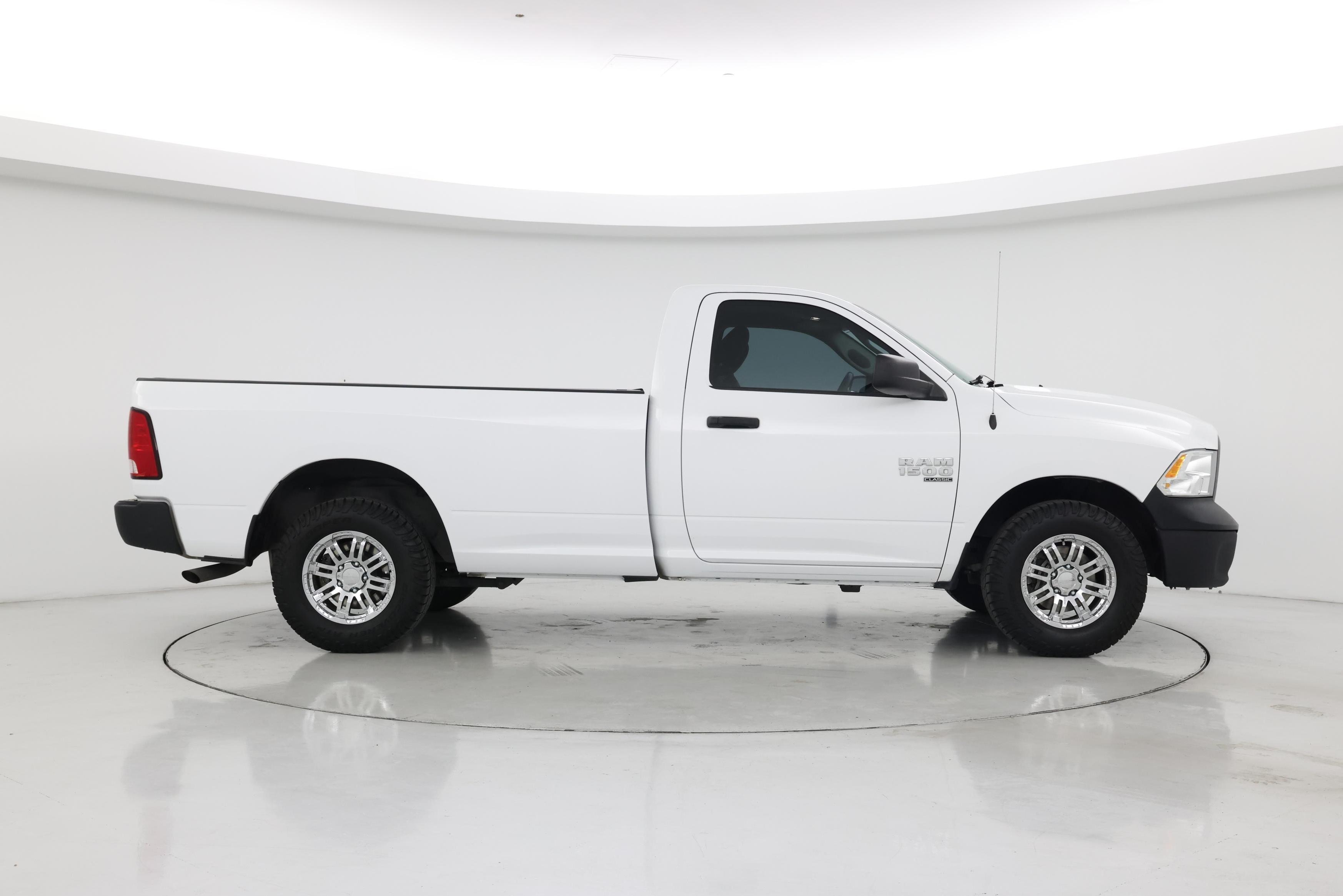 Thumbnail: 2021 RAM 1500 Classic - 7