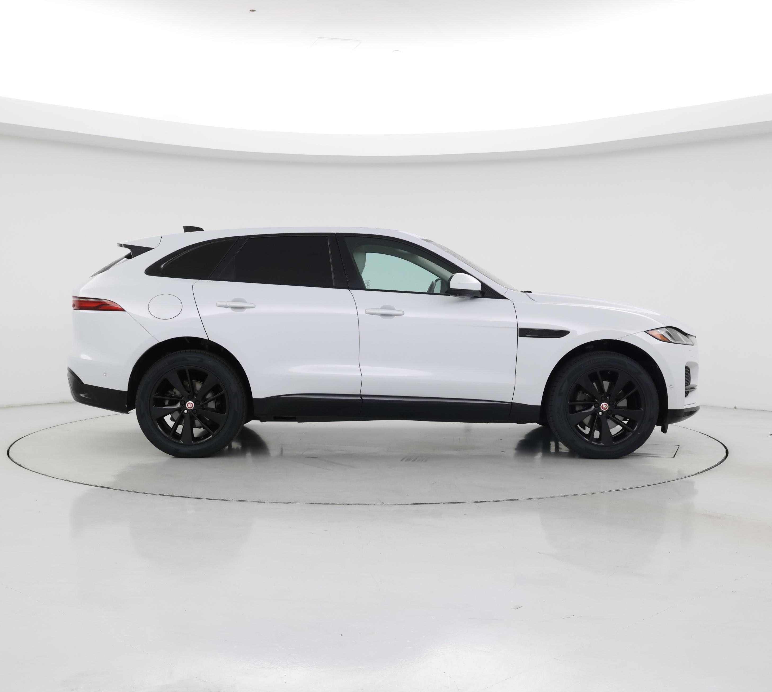 Thumbnail: 2021 Jaguar F-Pace - 7